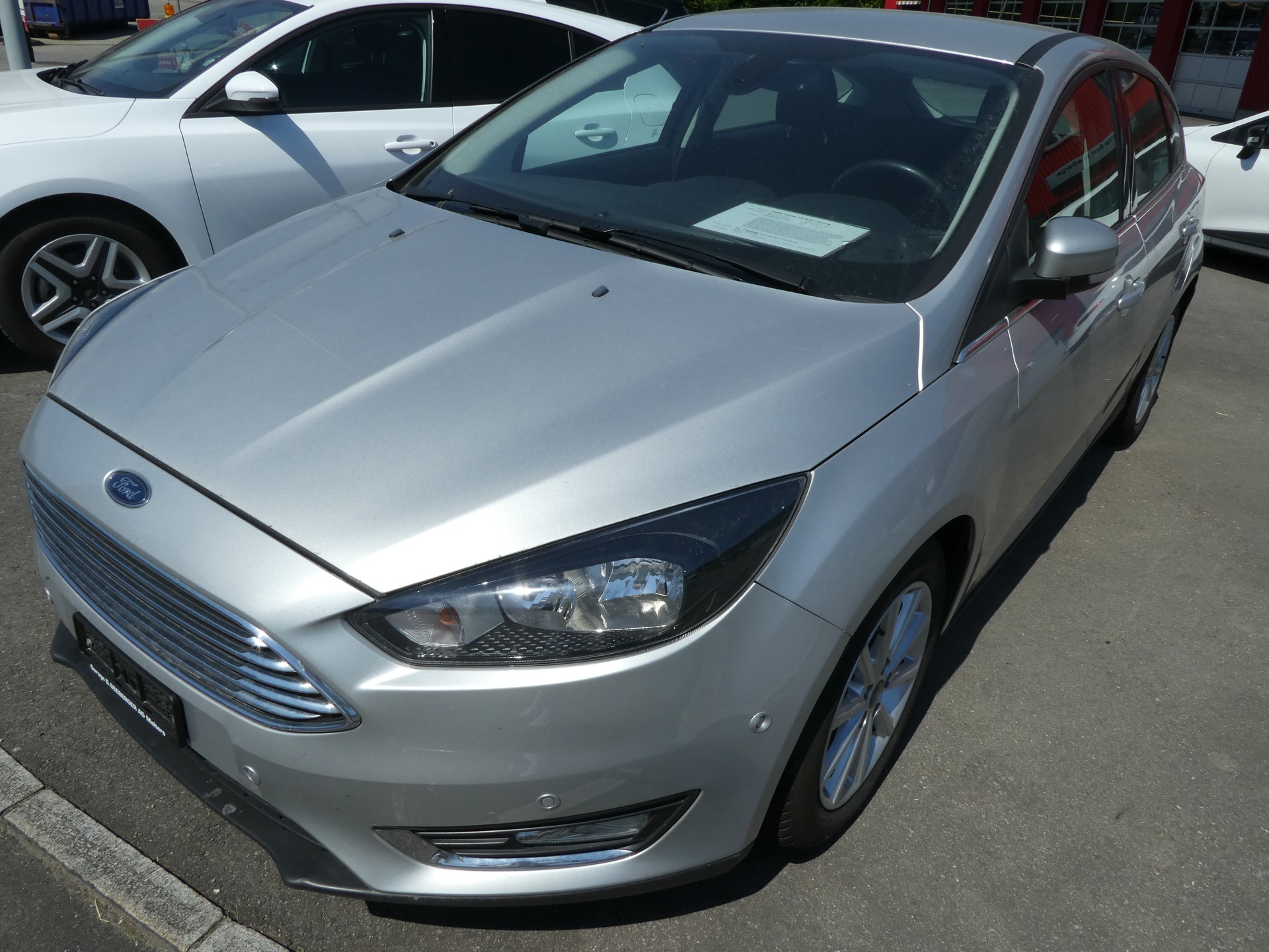 FORD Focus 1.0 SCTi Carving Automatic-image-0
