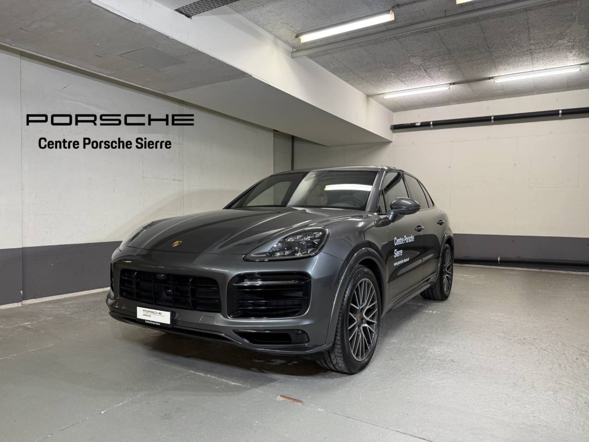 PORSCHE Cayenne E-Hybrid (MY21)-image-0