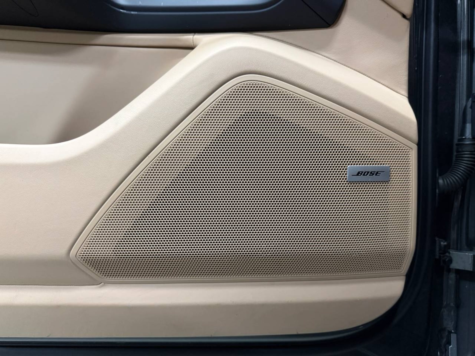 PORSCHE Cayenne E-Hybrid (MY21)-image-27