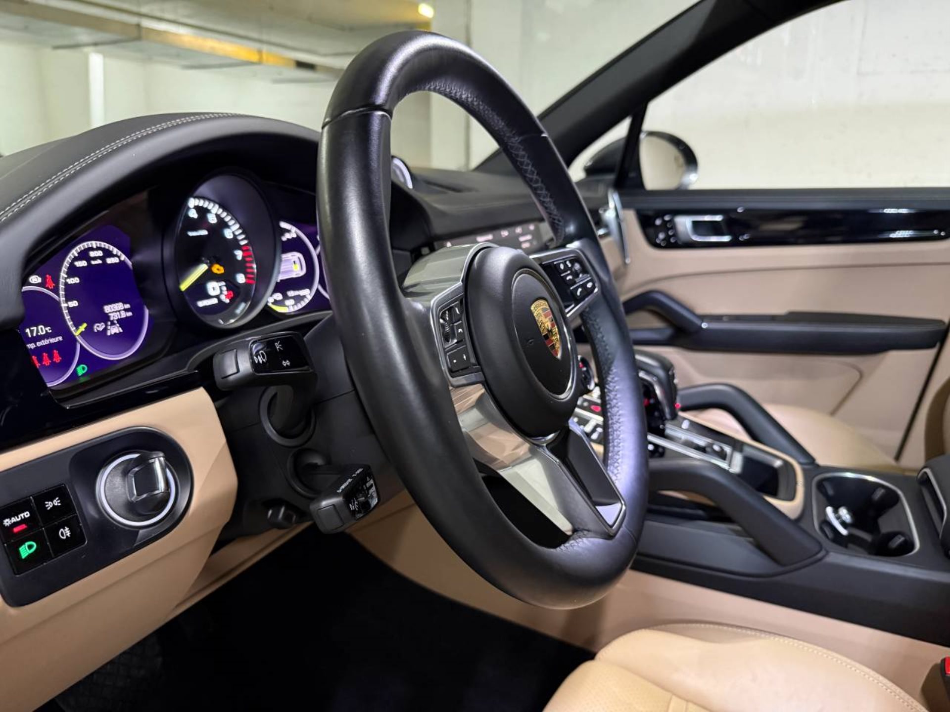 PORSCHE Cayenne E-Hybrid (MY21)-image-14