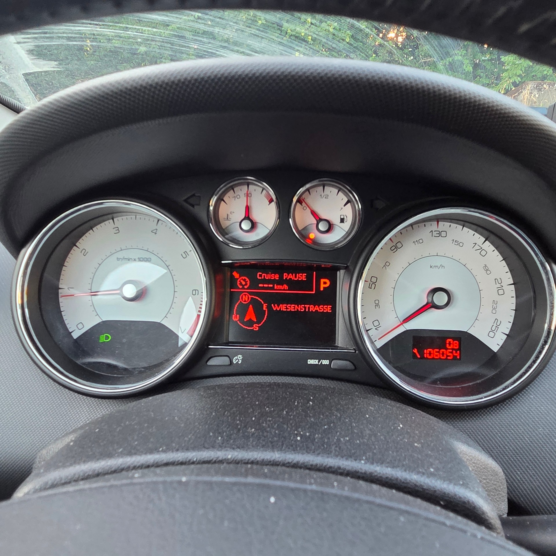 PEUGEOT 308 CC 1.6 16V Turbo Allure Automatic-image-14