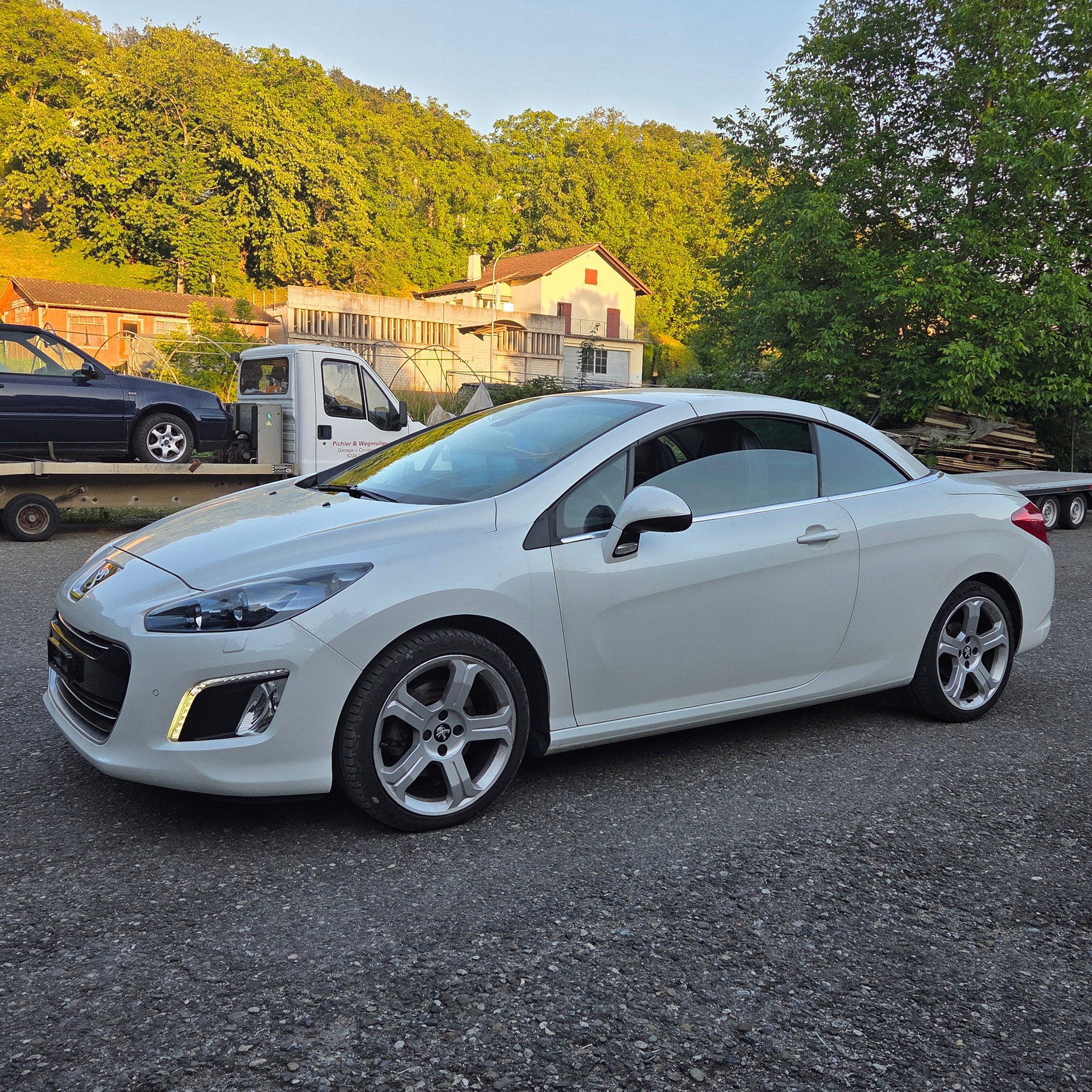 PEUGEOT 308 CC 1.6 16V Turbo Allure Automatic-image-1