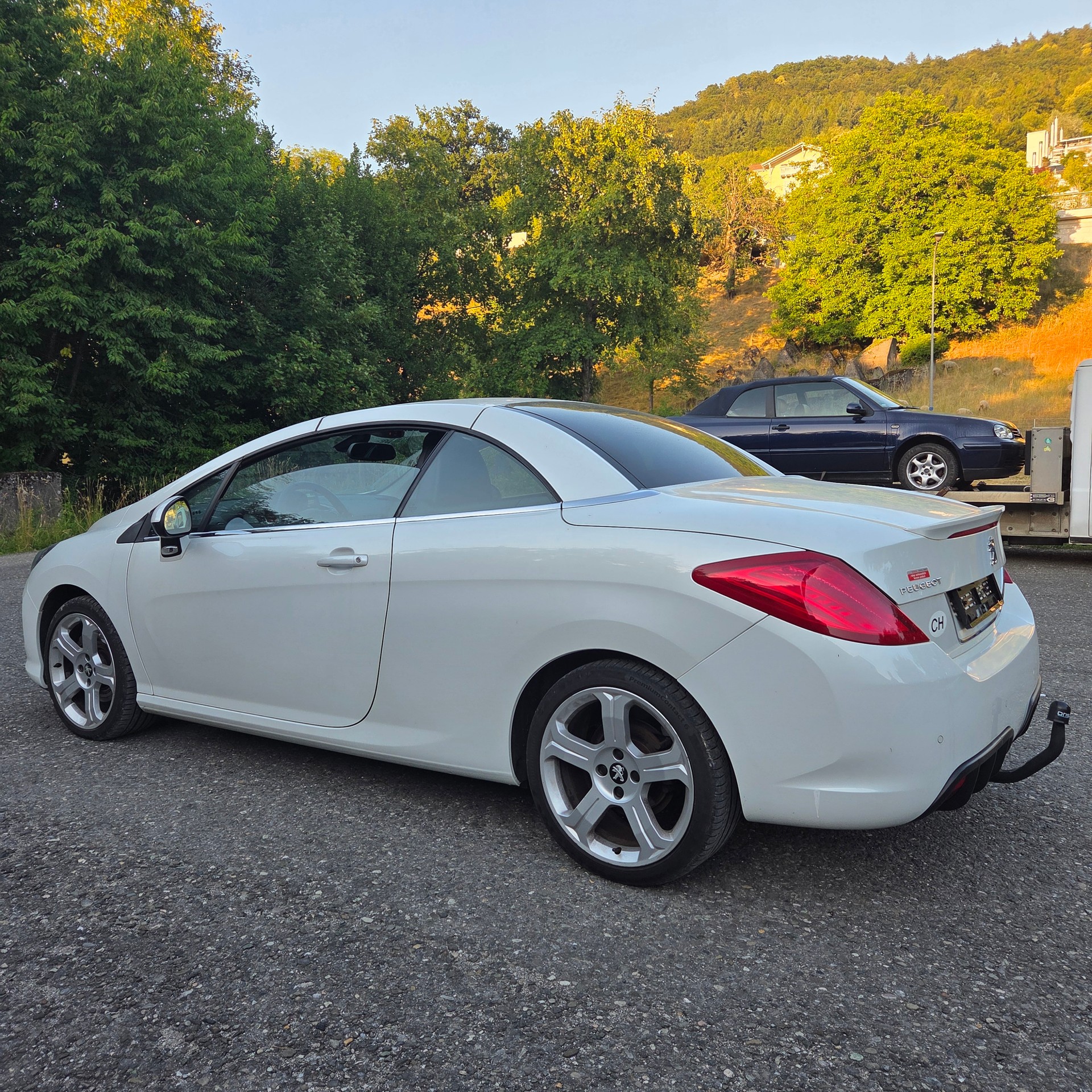 PEUGEOT 308 CC 1.6 16V Turbo Allure Automatic-image-3
