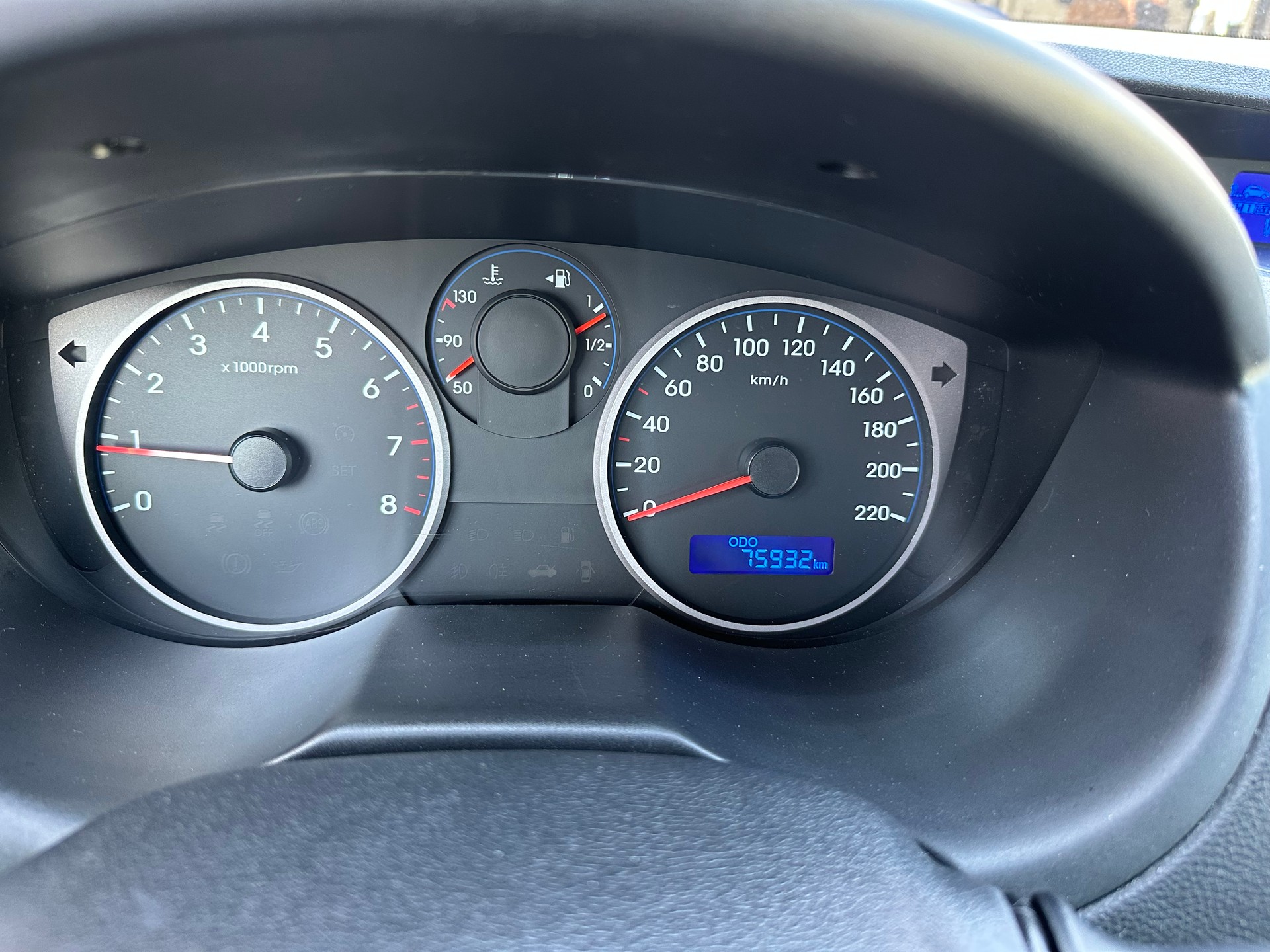 HYUNDAI i20-image-7