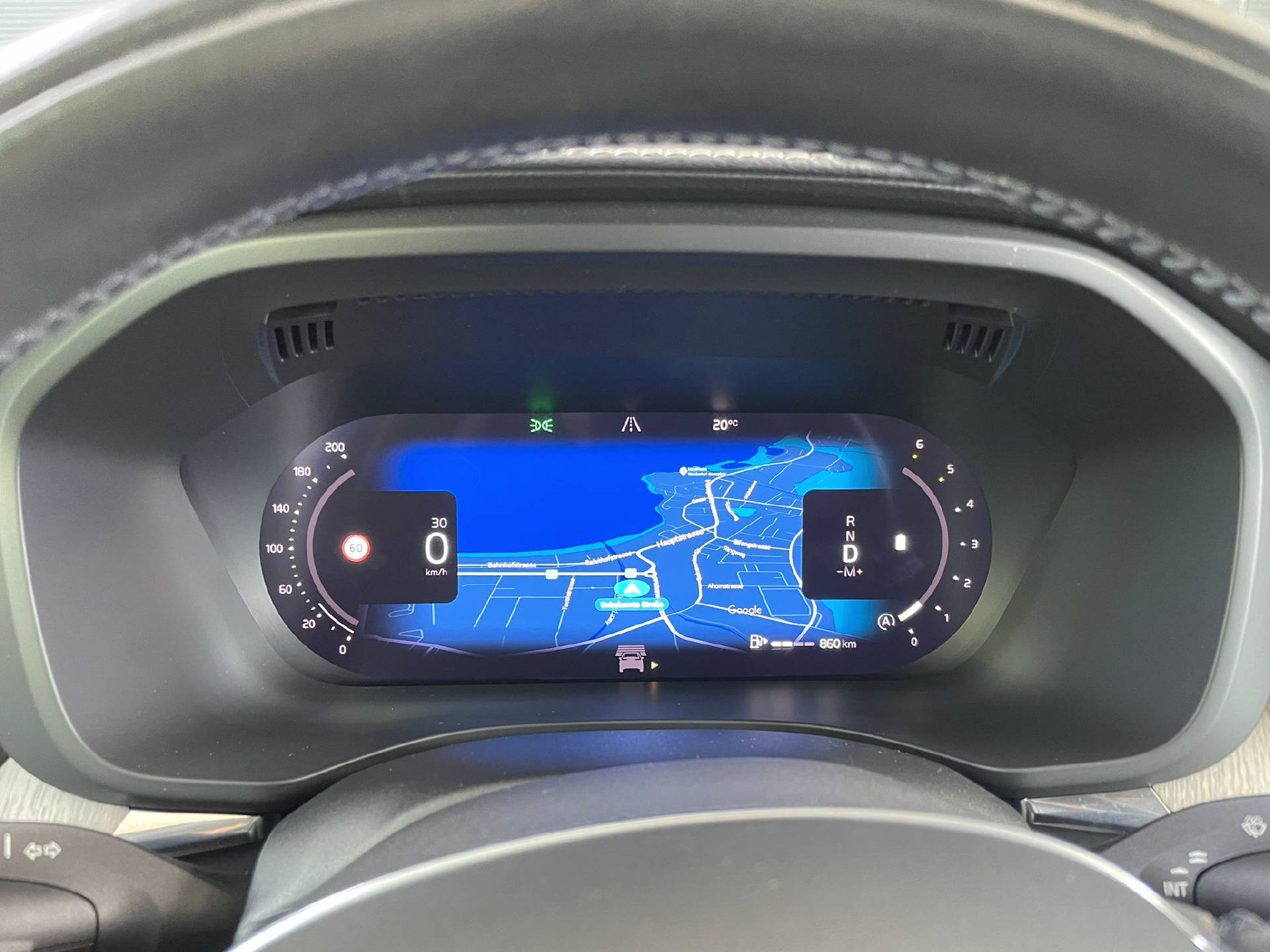 VOLVO XC60 2.0 B5 MH Inscription AWD-image-8