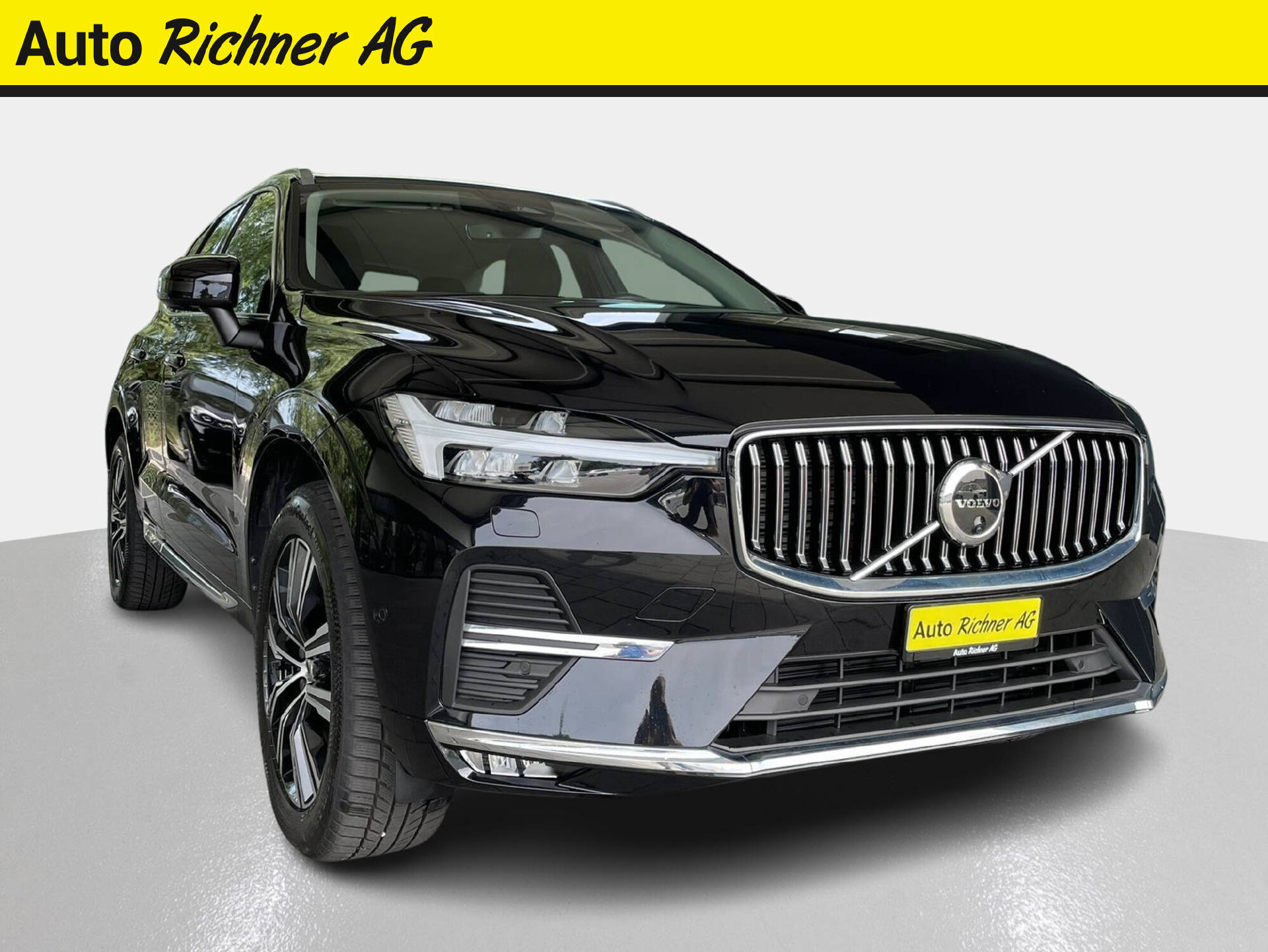 VOLVO XC60 2.0 B5 MH Inscription AWD-image-0