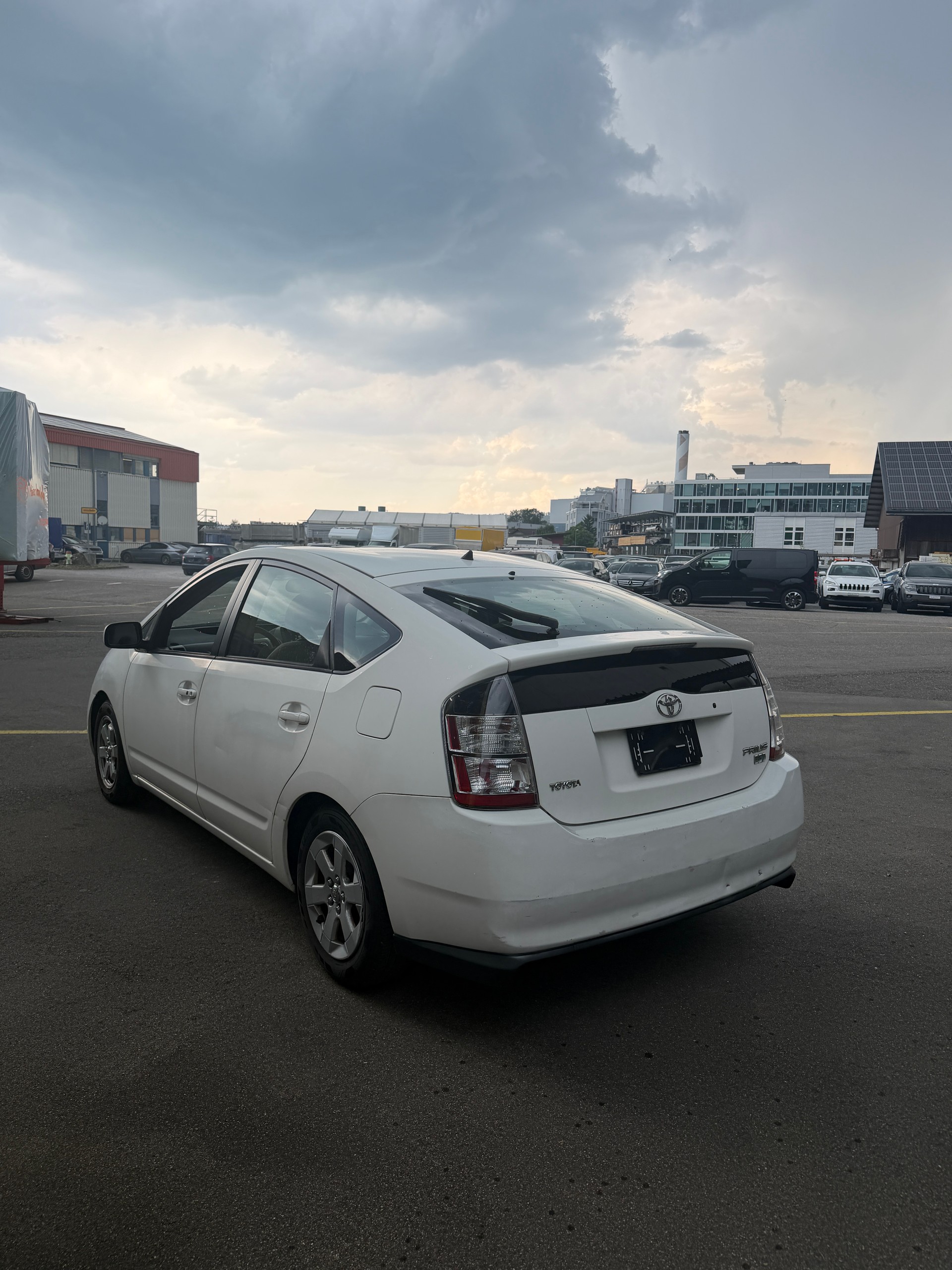 TOYOTA Prius 1.5 16V Hybrid-image-4