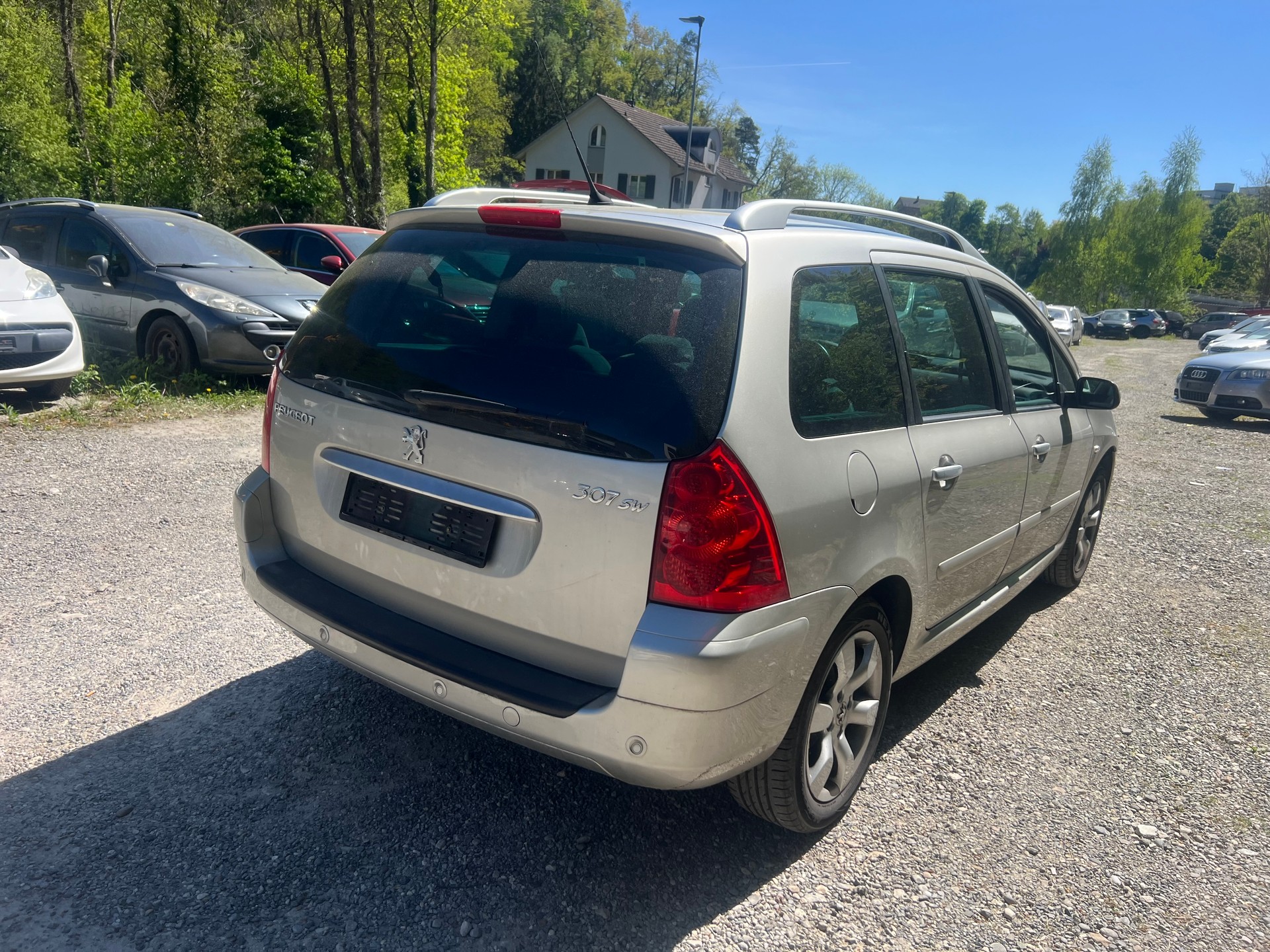 PEUGEOT 307 SW 2.0 16V Premium-image-6