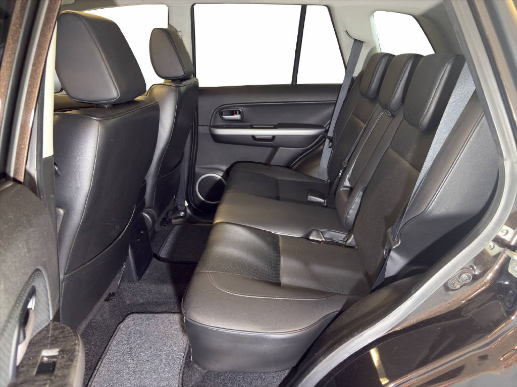 SUZUKI Grand Vitara Wagon 2.4 VVT GL Top S.Cellano 4x4-image-11