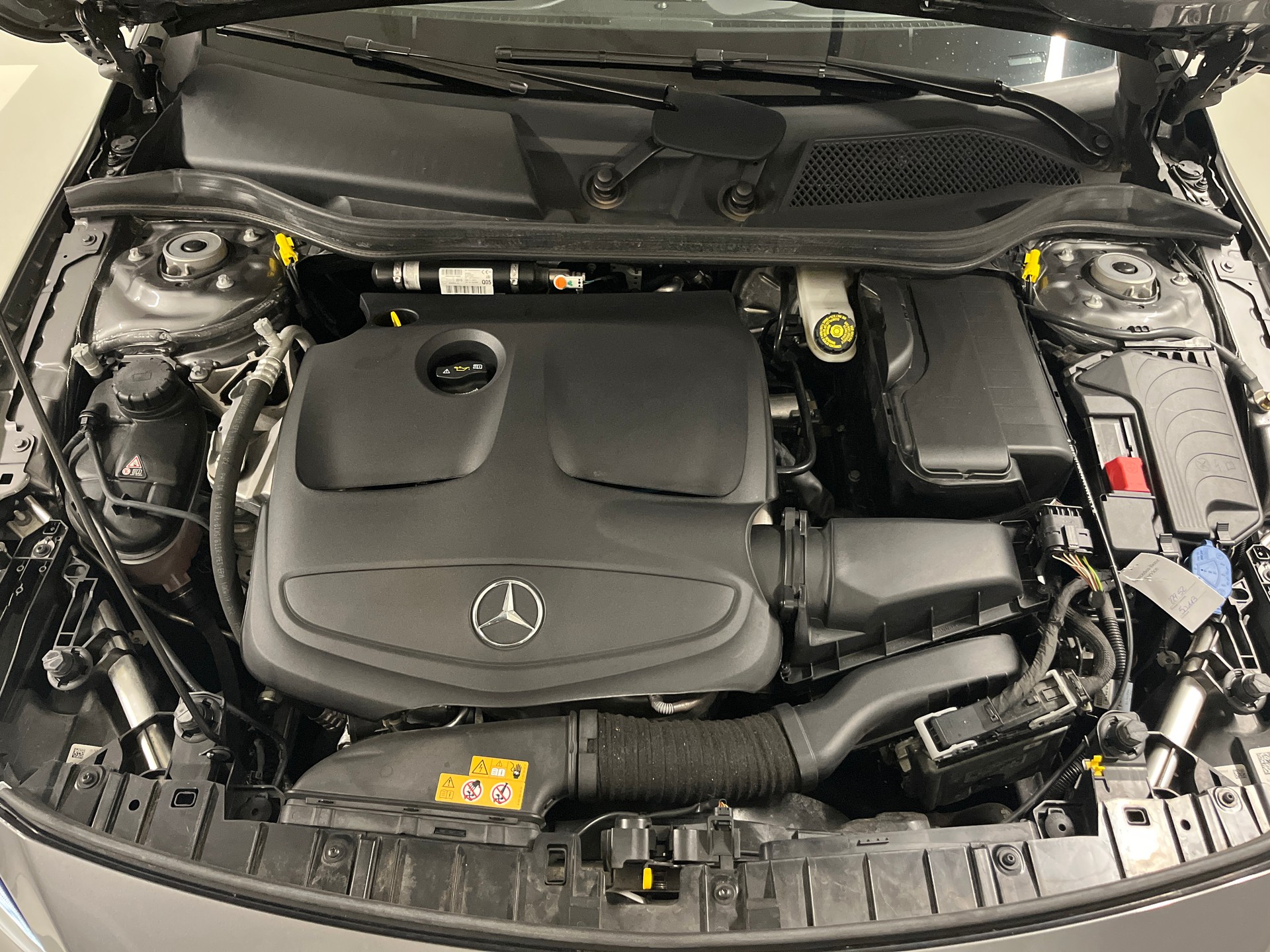 MERCEDES-BENZ GLA 220 AMG Line 4Matic 7G-DCT-image-20