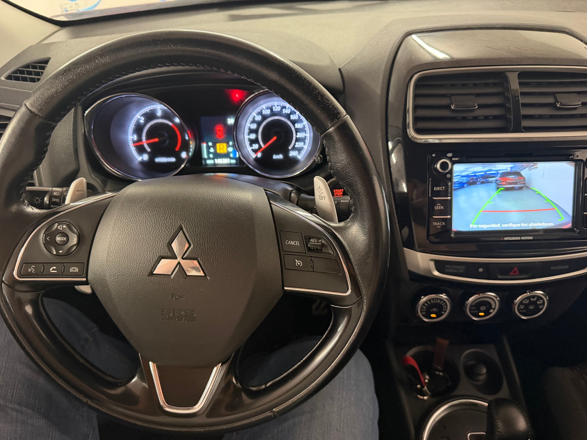 MITSUBISHI ASX 2.2 DID Diamond 4WD Automatic-image-10