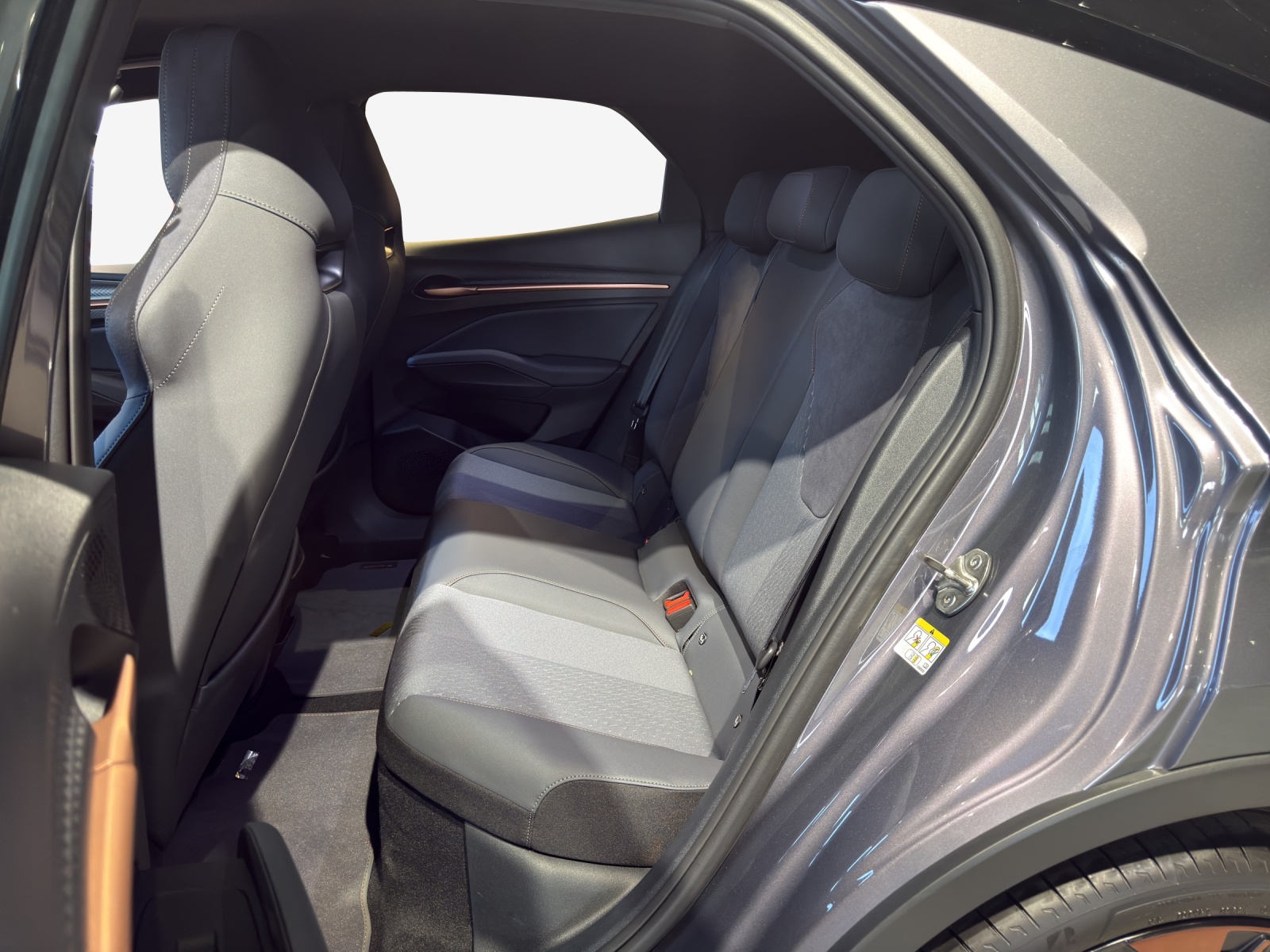 CUPRA Raval 52 kWh Dynamic+ Launch Edition-image-10