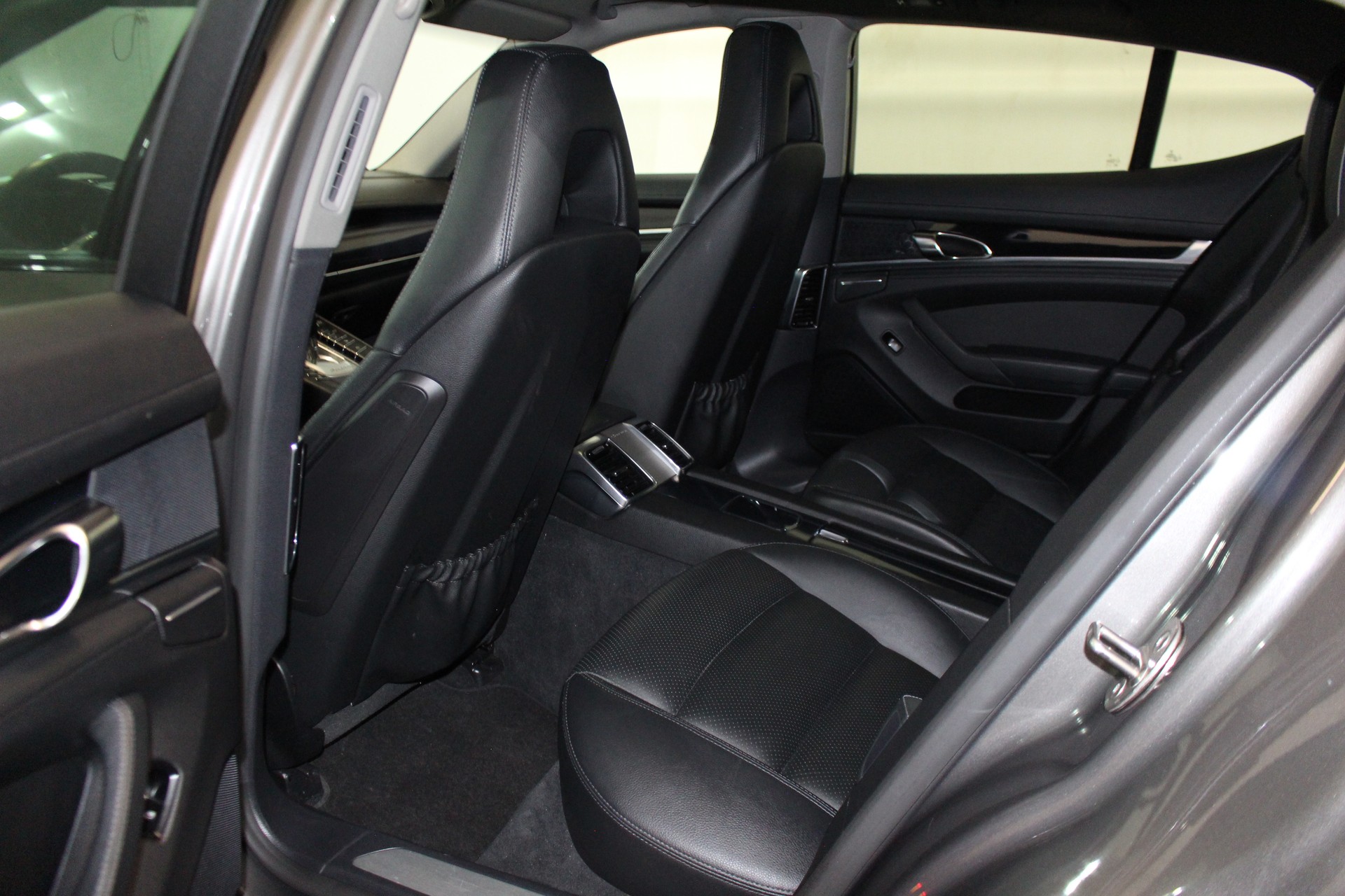 PORSCHE Panamera 3.6 V6 4 PDK-image-7