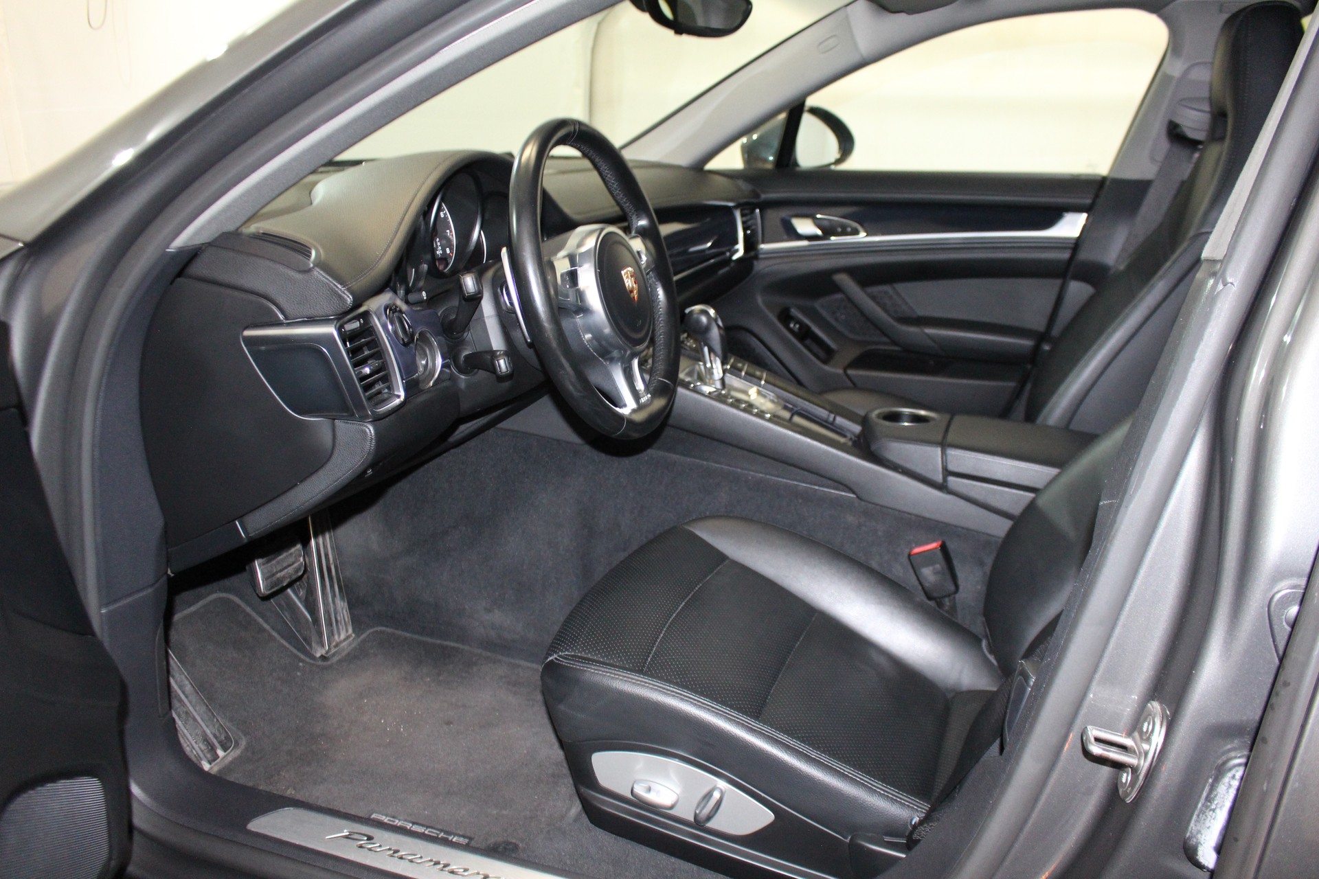 PORSCHE Panamera 3.6 V6 4 PDK-image-6