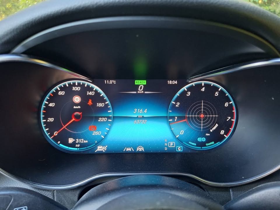 MERCEDES-BENZ GLC 300 4m-image-2