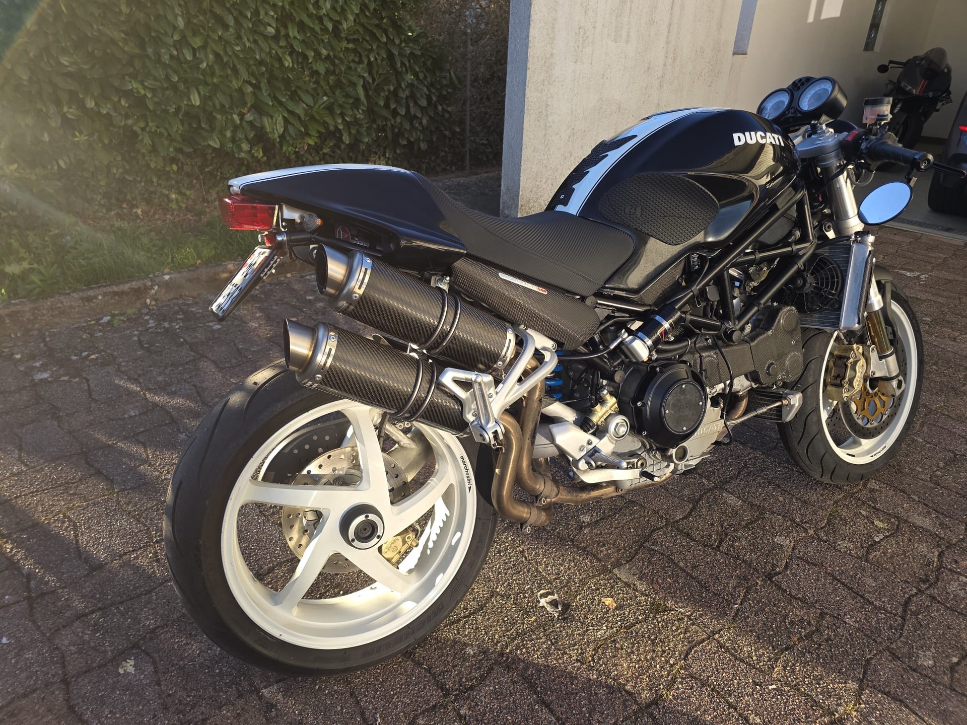 DUCATI Monster 1000 S4R-image-1