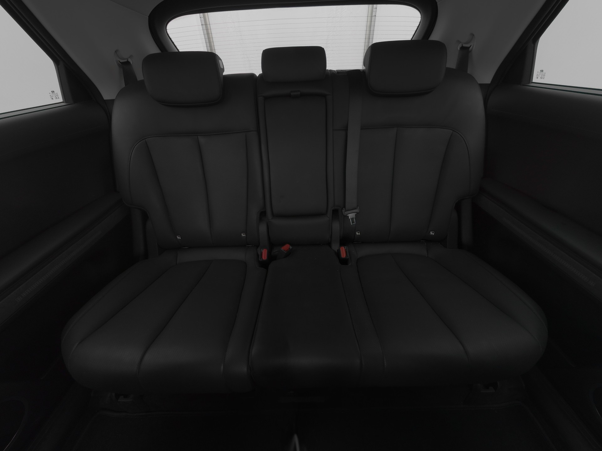 HYUNDAI Ioniq 5 72kWh Look 4WD-image-9