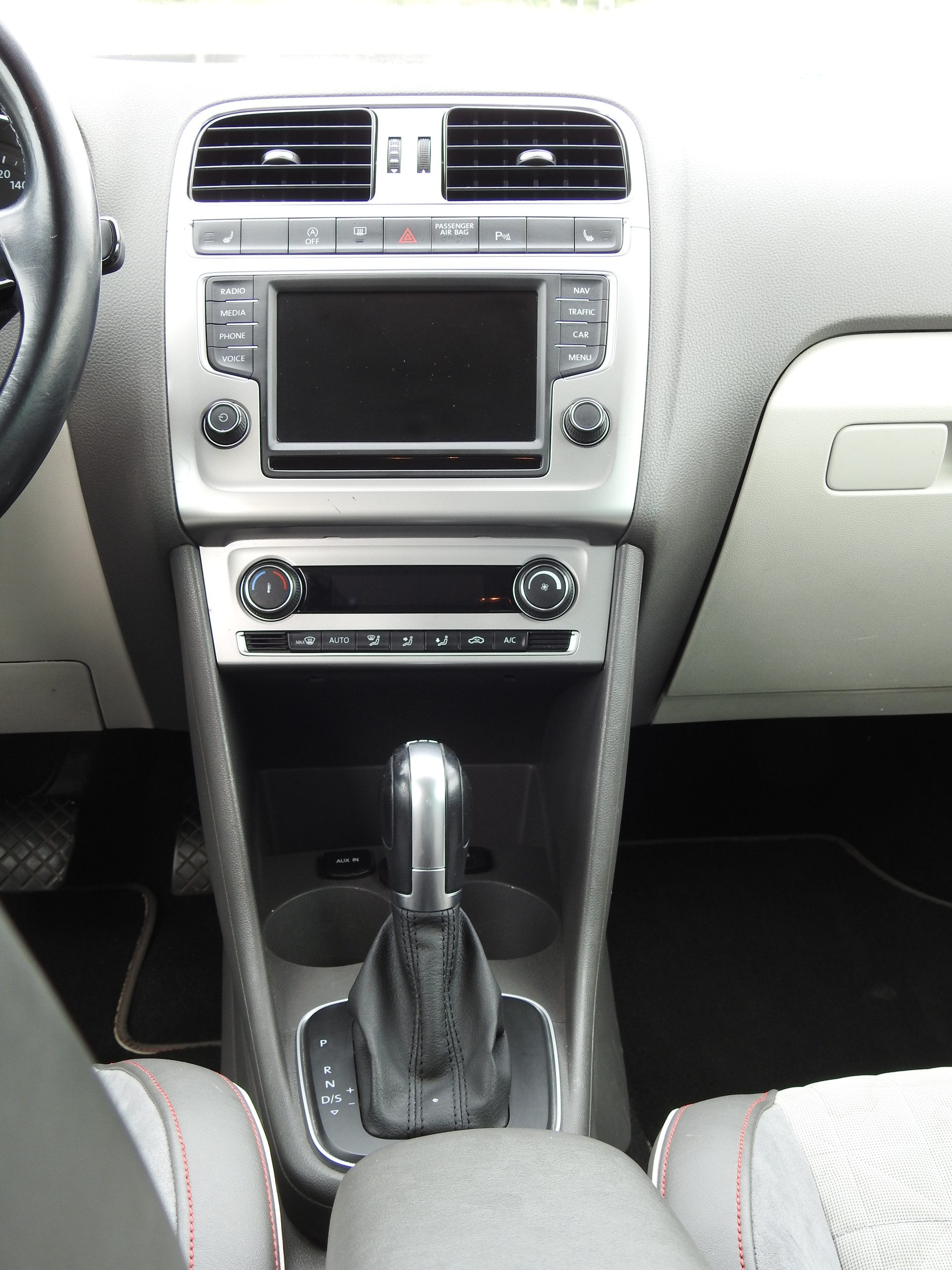 VW Polo 1.0 TSI BMT Comfortline DSG-image-16