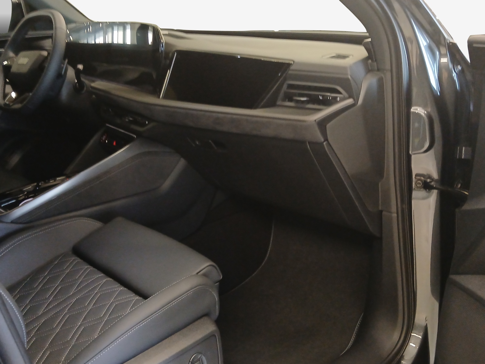 AUDI SQ5 Sportback TFSI quattro S-tronic-image-13