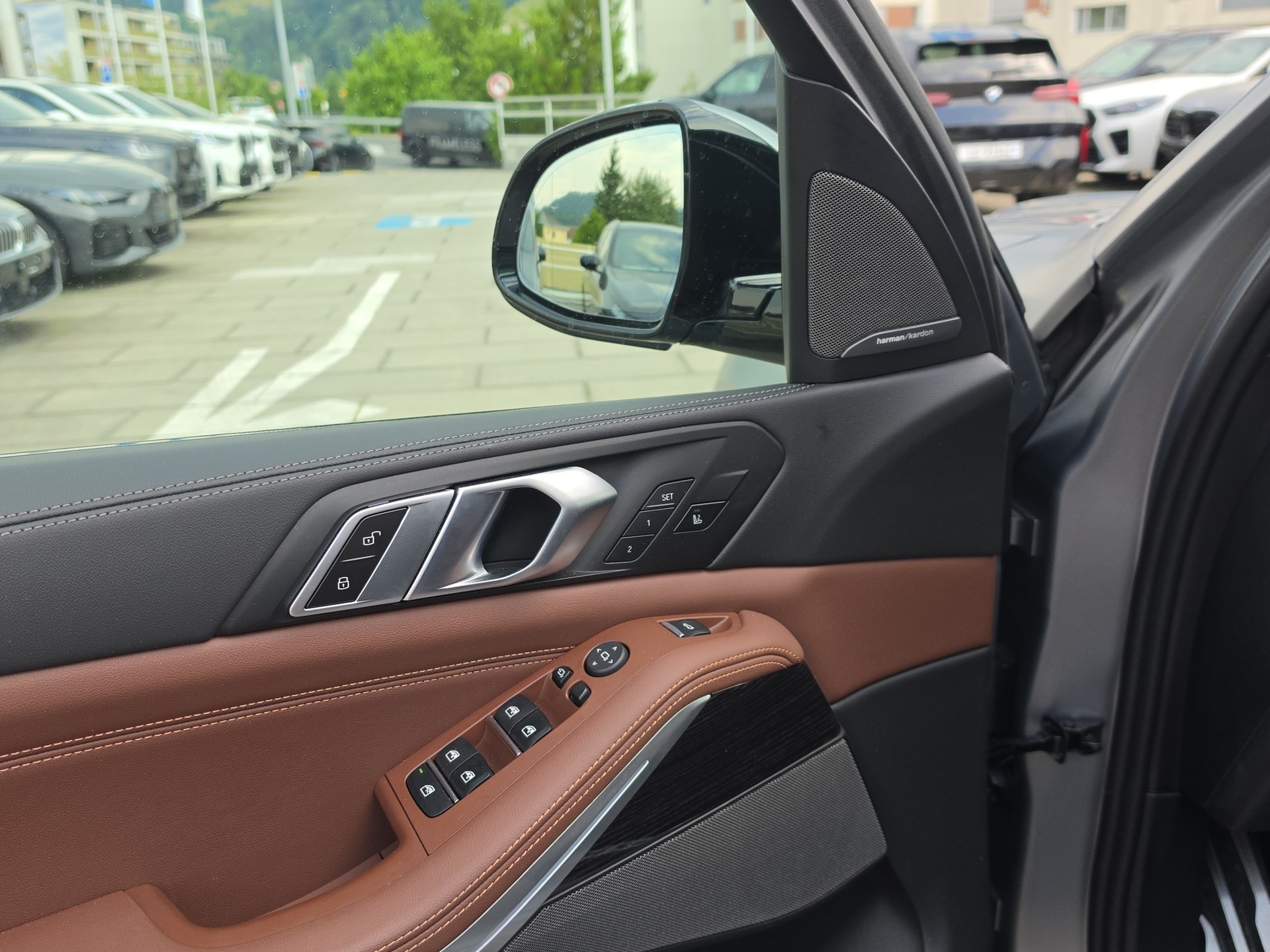 BMW X5 xDrive 48V 40d M Sport Pro Steptronic-image-11