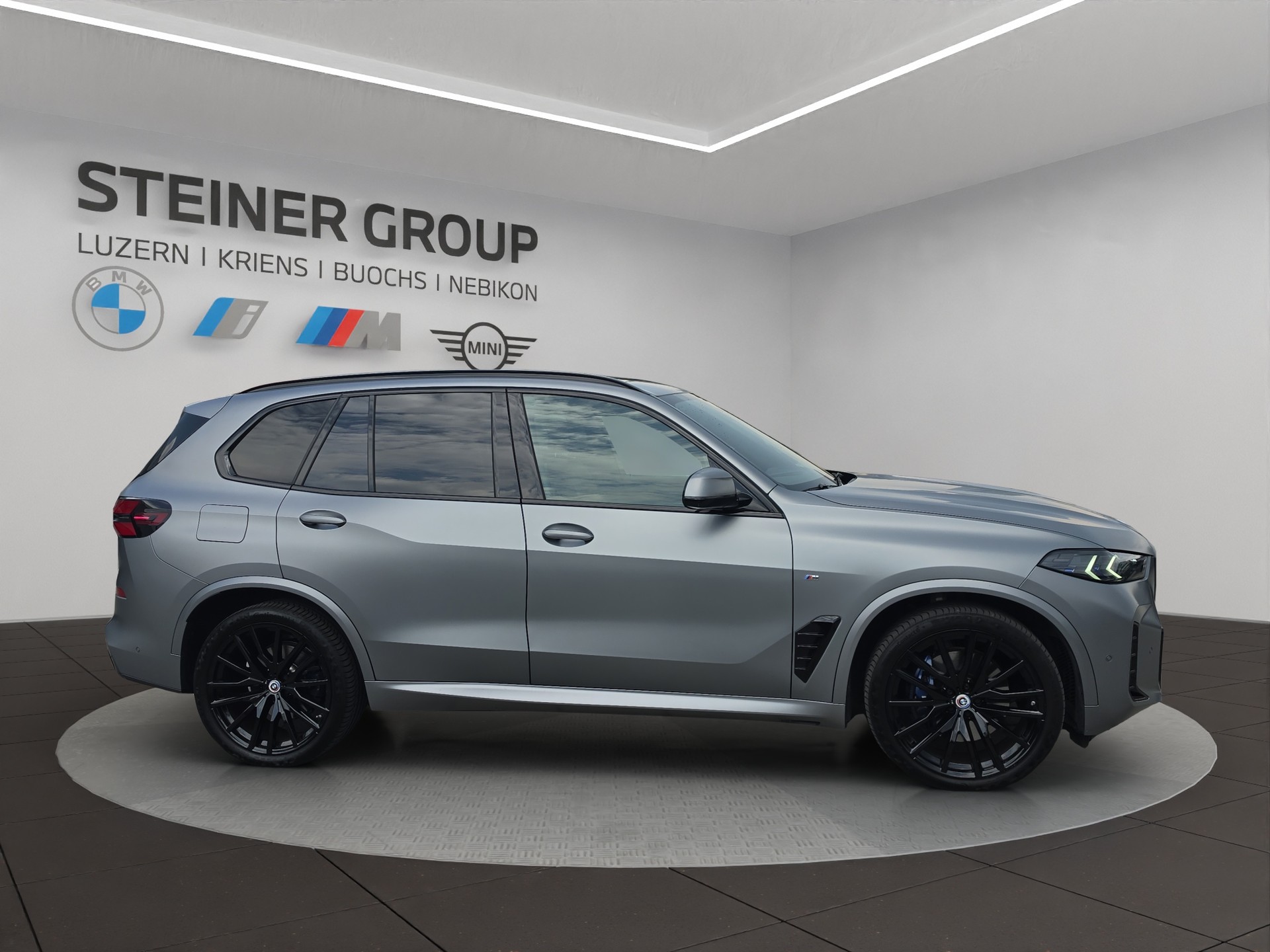 BMW X5 xDrive 48V 40d M Sport Pro Steptronic-image-3