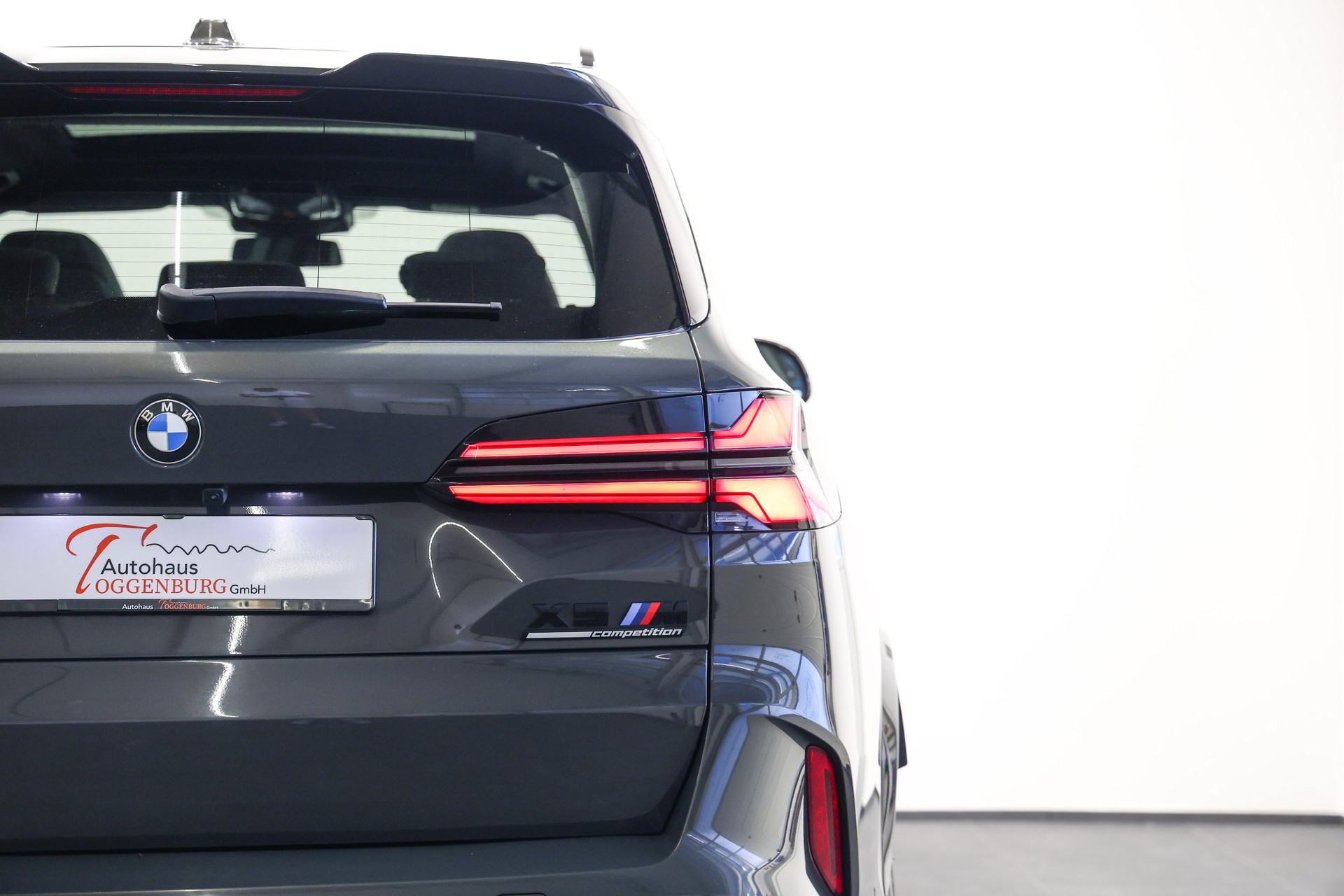 BMW X5M Competition - FACELIFT - Individual Dravitgrau - BMW Werksgarantie bis 10.2028 - AHK 3000kg --image-15