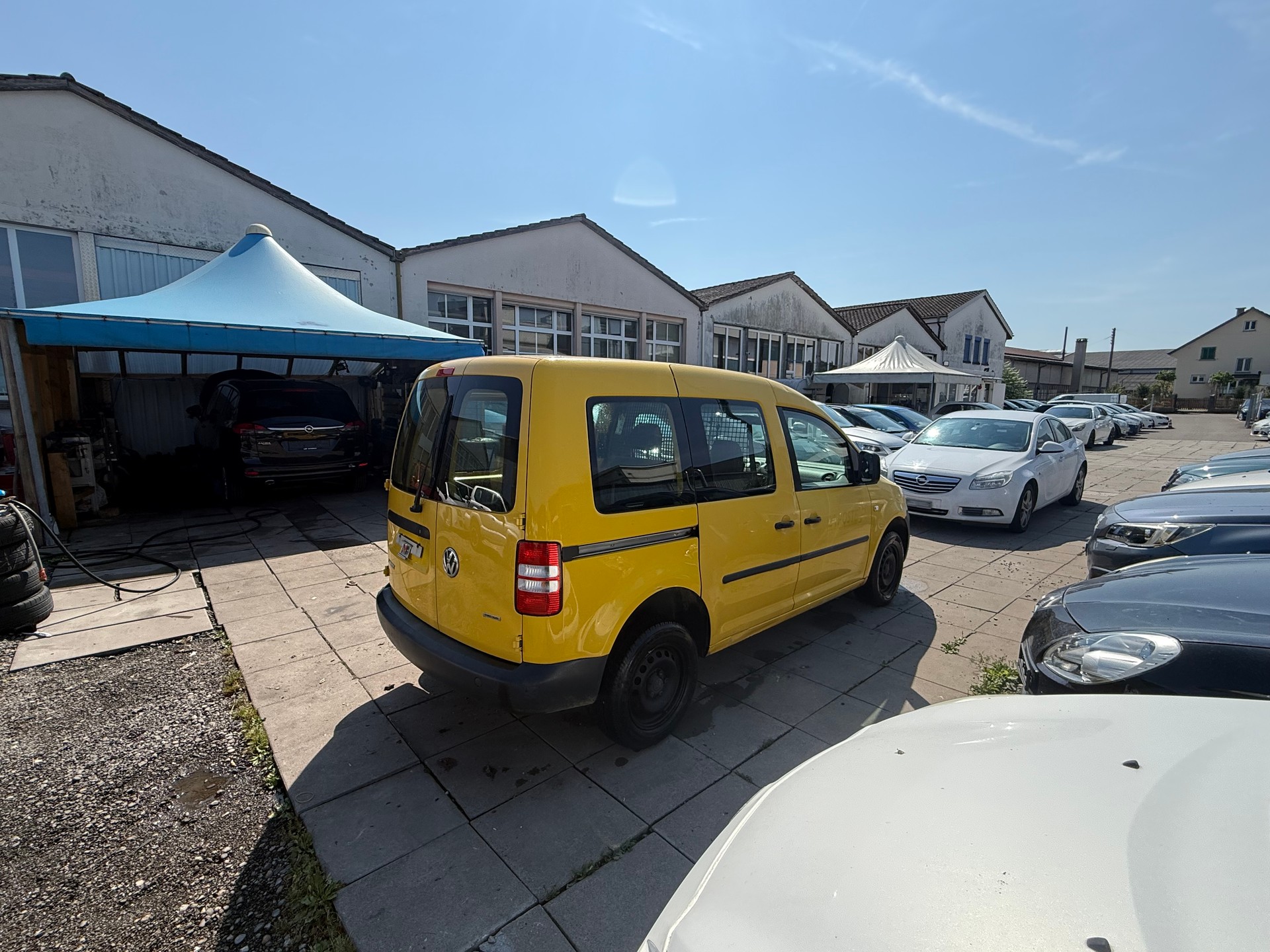 VW CADDY-image-4