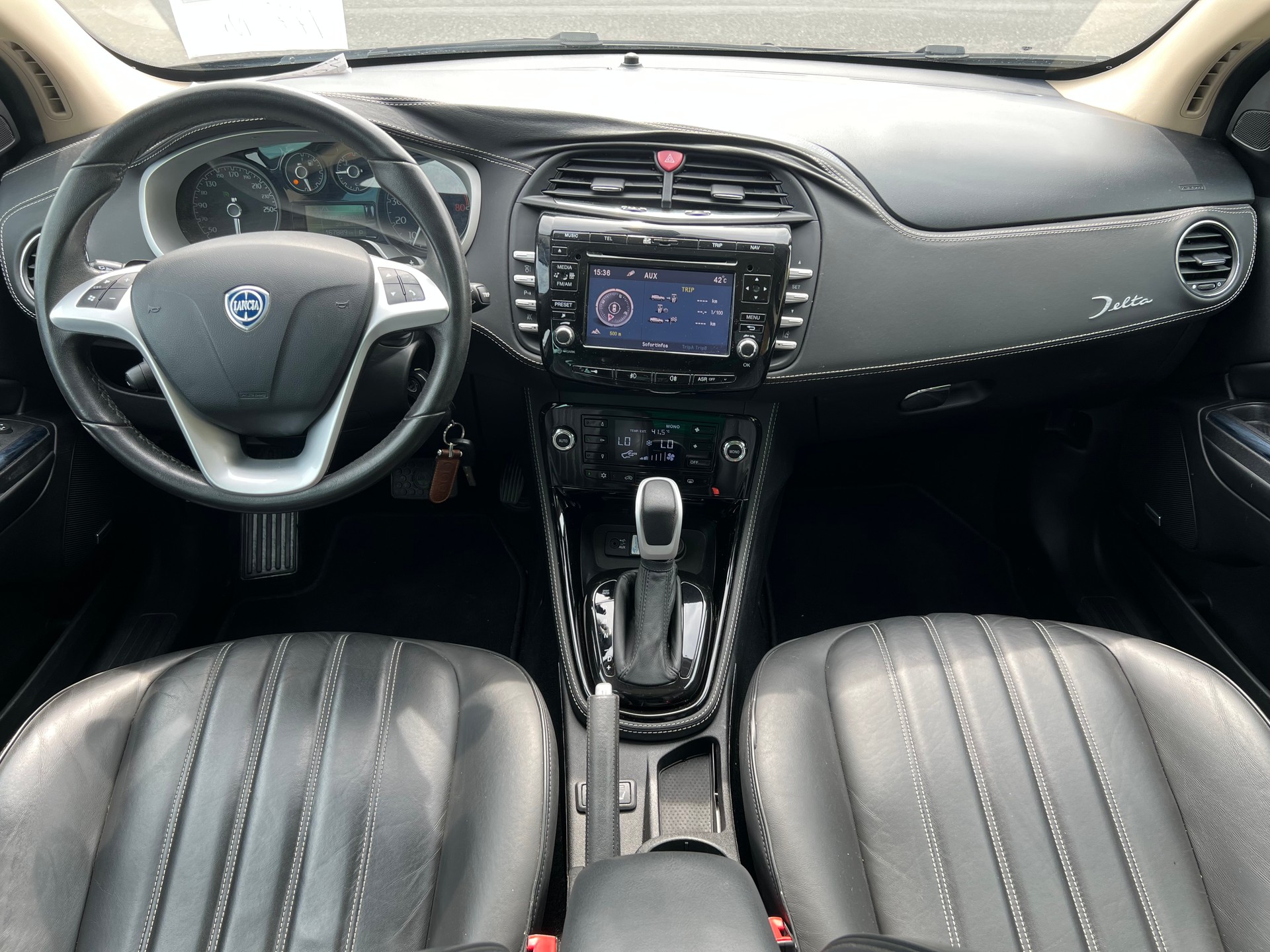 LANCIA Delta 1.8 Turbo-Jet Sportronic-image-13
