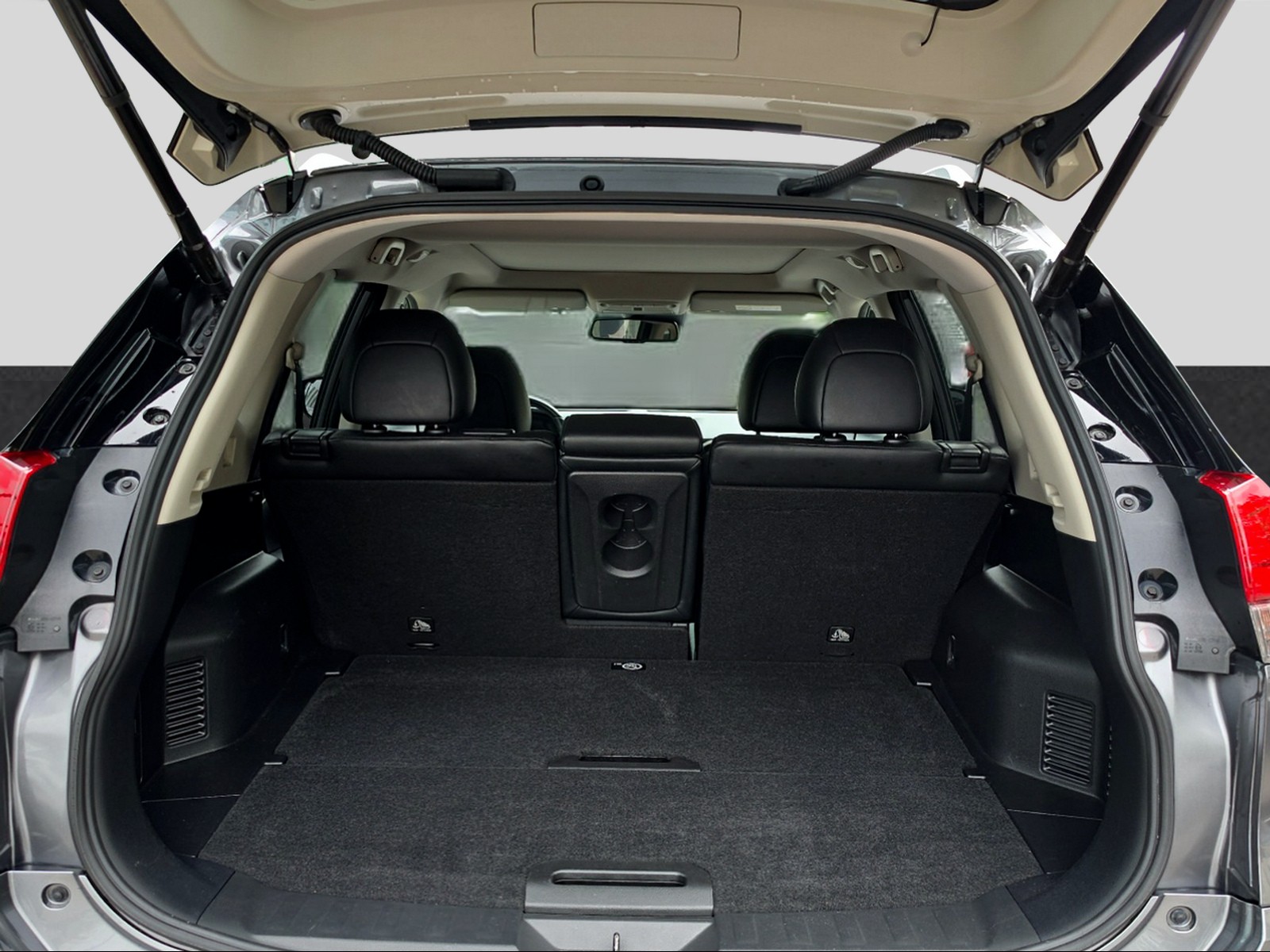 NISSAN X-Trail 1.7 dCi Tekna 4x4-image-12