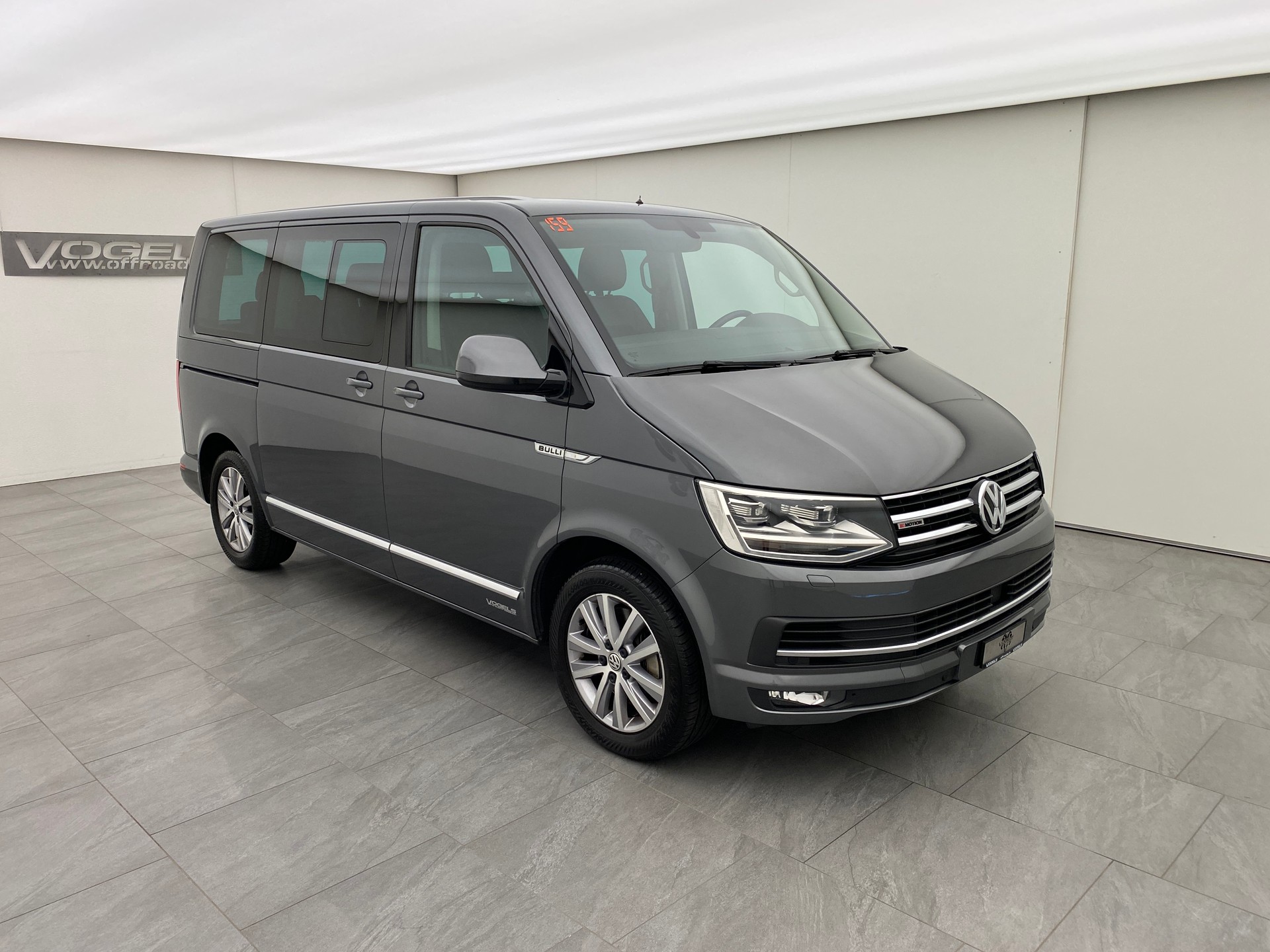 VW T6 Multivan TDI Highline 4 Motion DSG-image-2