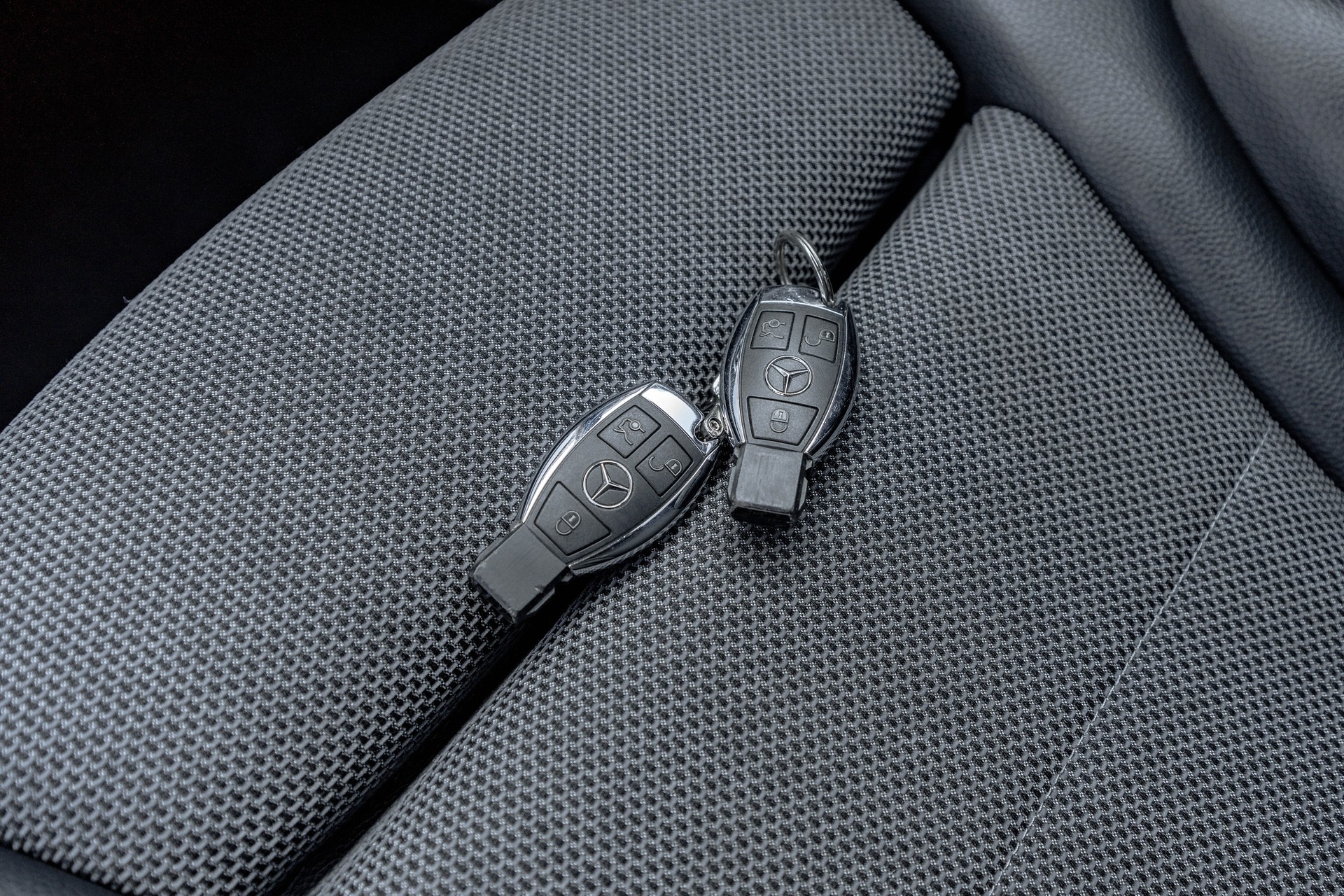 MERCEDES-BENZ C 200 BlueTEC Avantgarde * AB MFK *-image-22