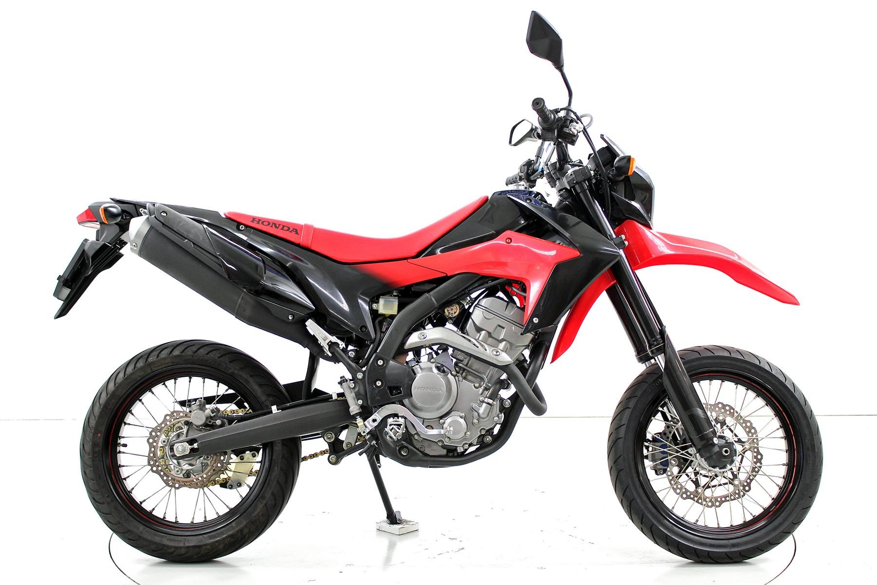 HONDA CRF 250 M-showroom-element-3
