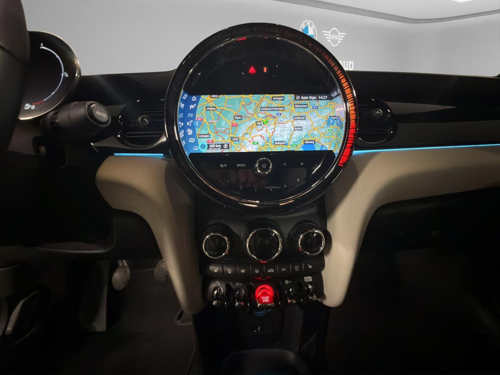 MINI Cabrio F57 2.0i Cooper S-image-12