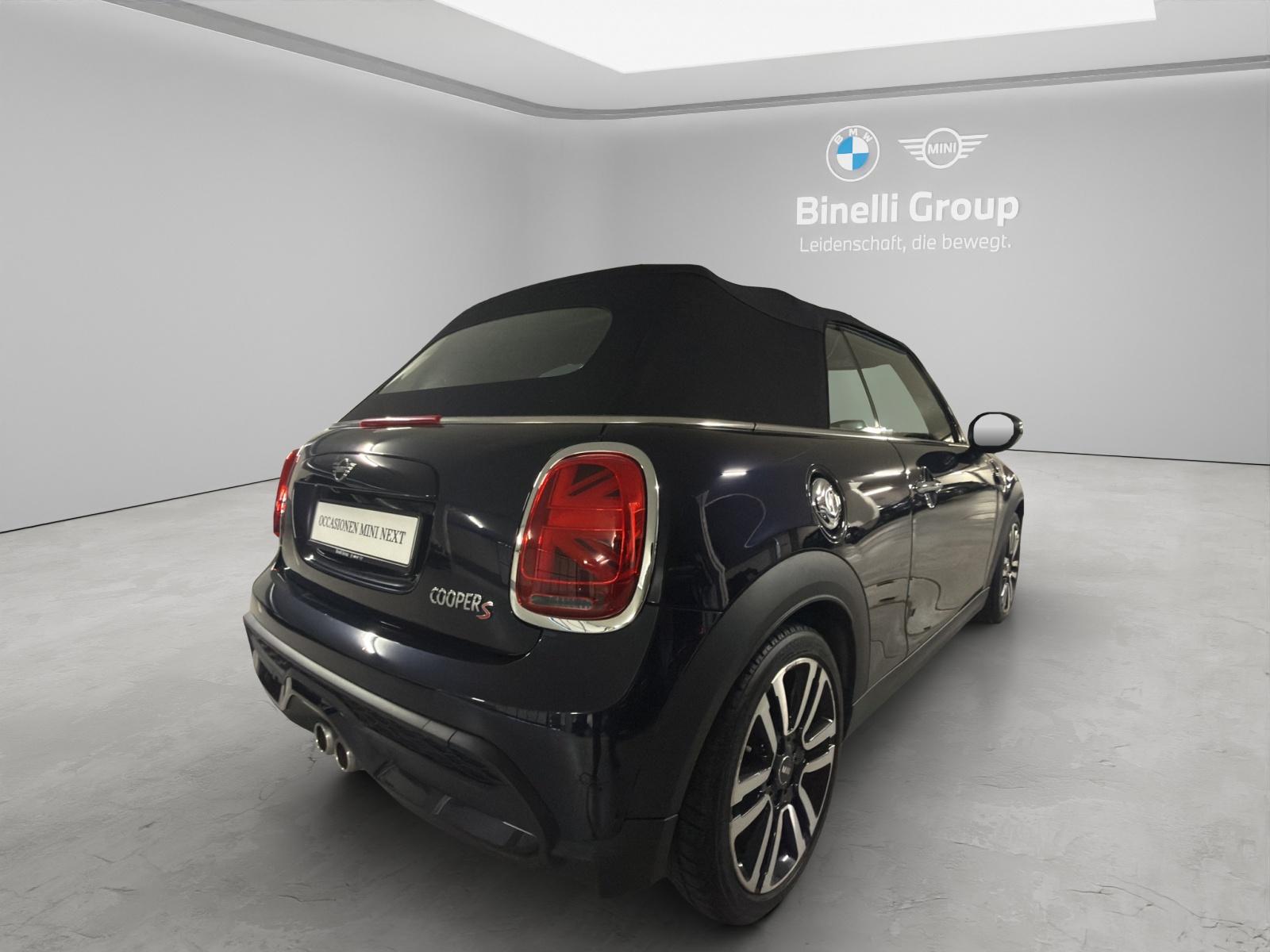 MINI Cabrio F57 2.0i Cooper S-image-16