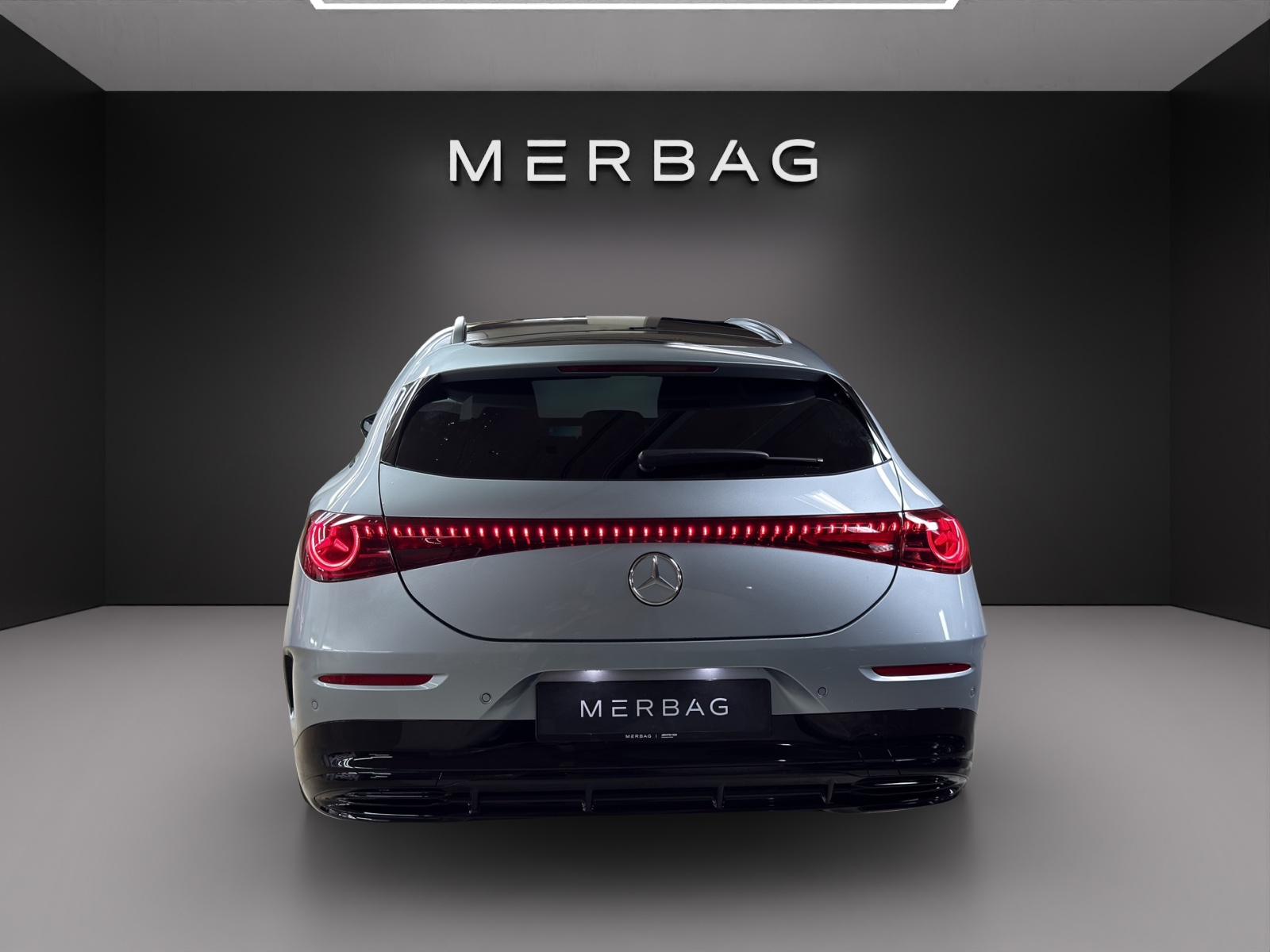 MERCEDES-BENZ CLA Shooting Brake 350 4Matic 85 kWh EQ-image-3