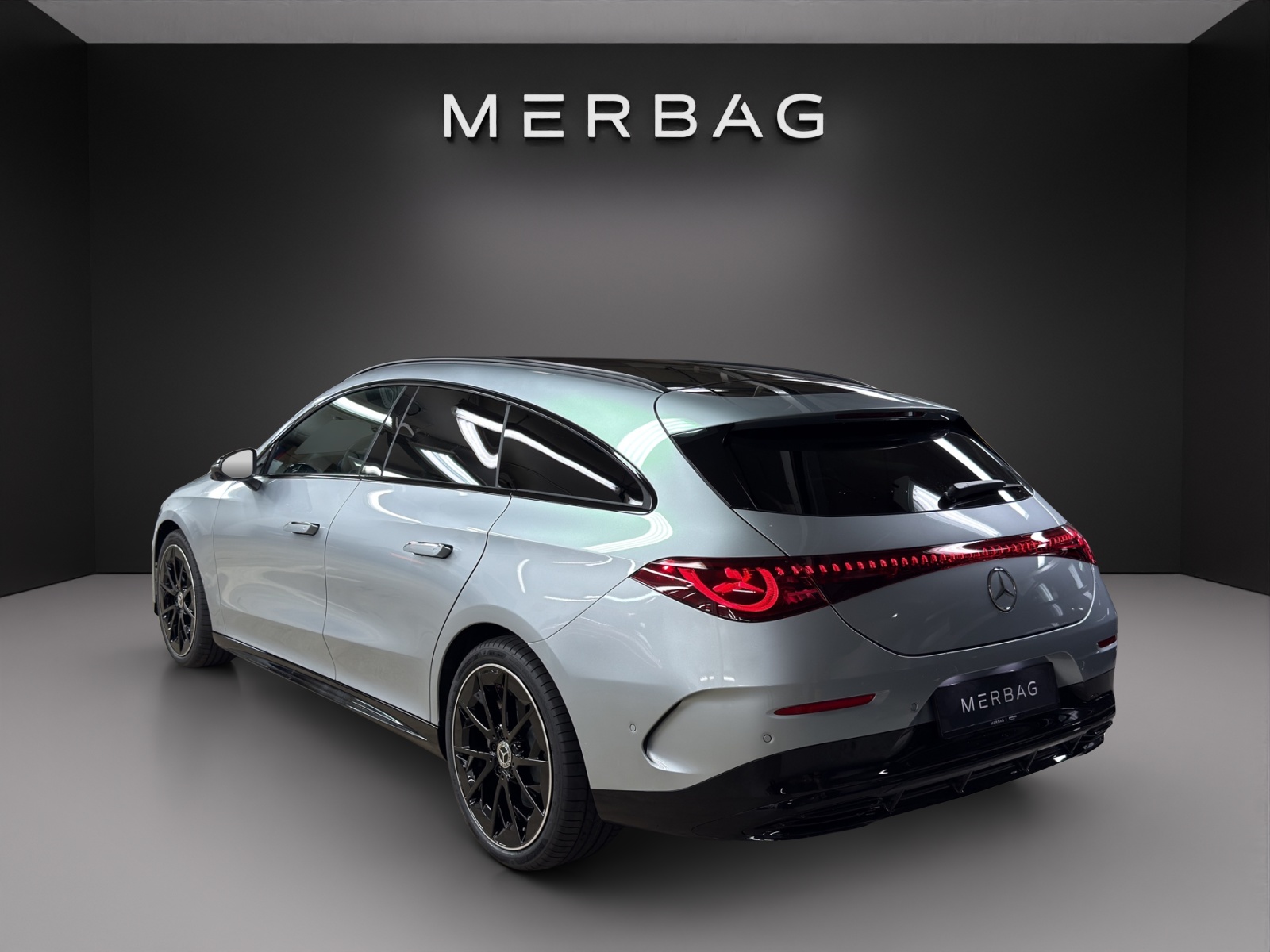 MERCEDES-BENZ CLA Shooting Brake 350 4Matic 85 kWh EQ-image-2