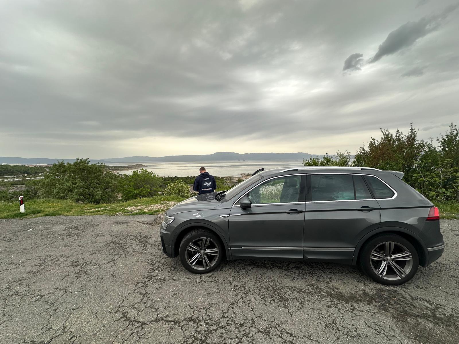 VW Tiguan 2.0 TDI SCR Comfortline 4Motion DSG-image-1