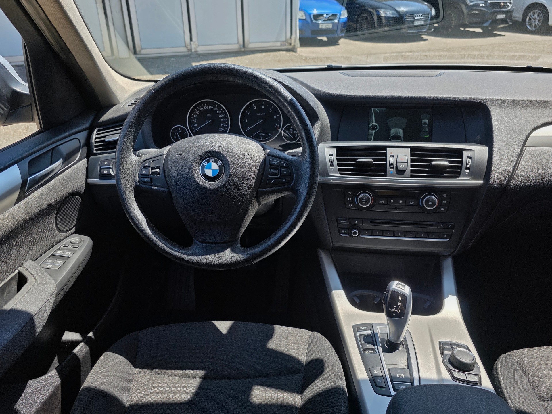 BMW X3 xDrive 28i Steptronic-image-12