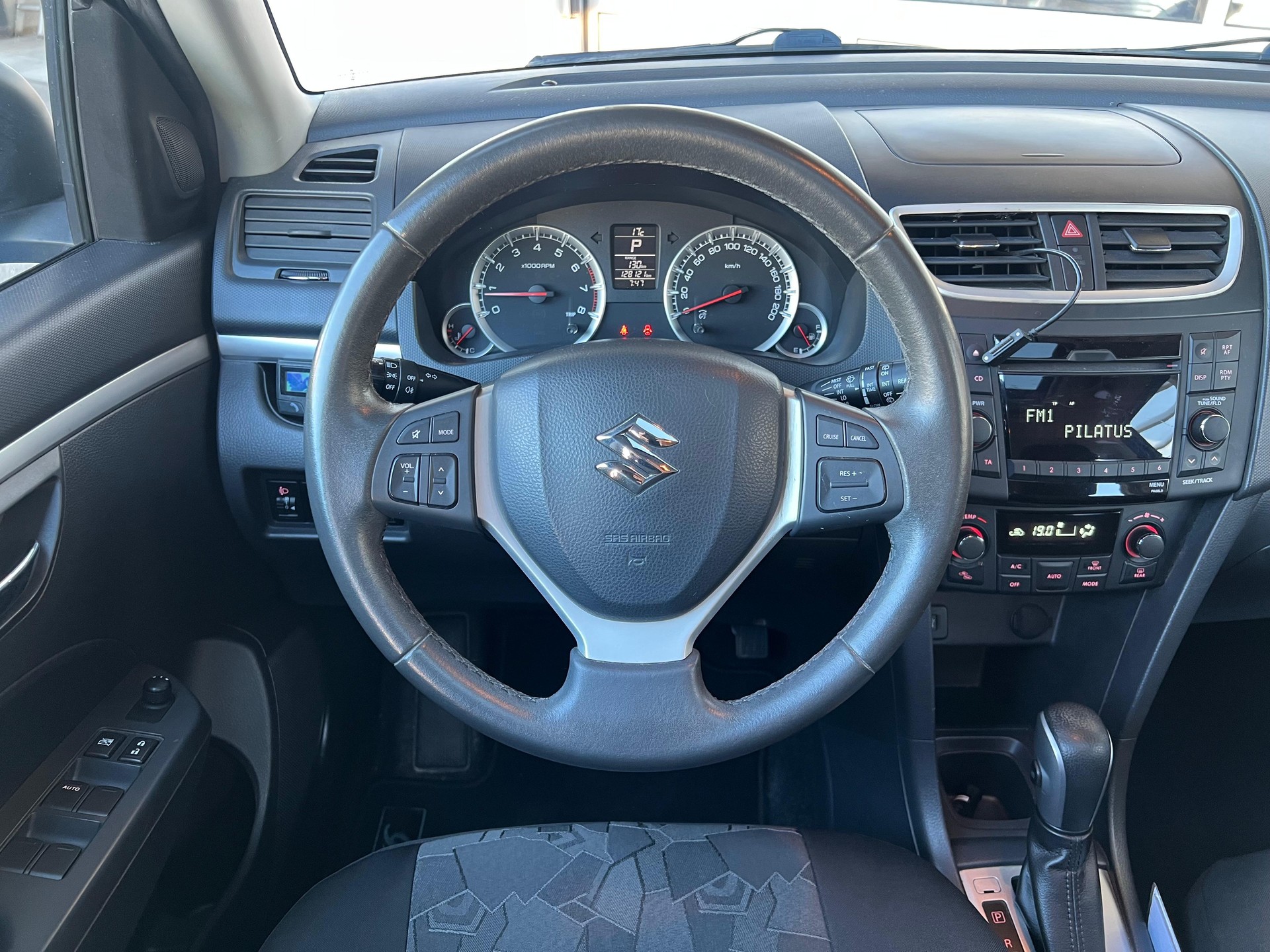 SUZUKI Swift 1.2 GL Indigo-image-14