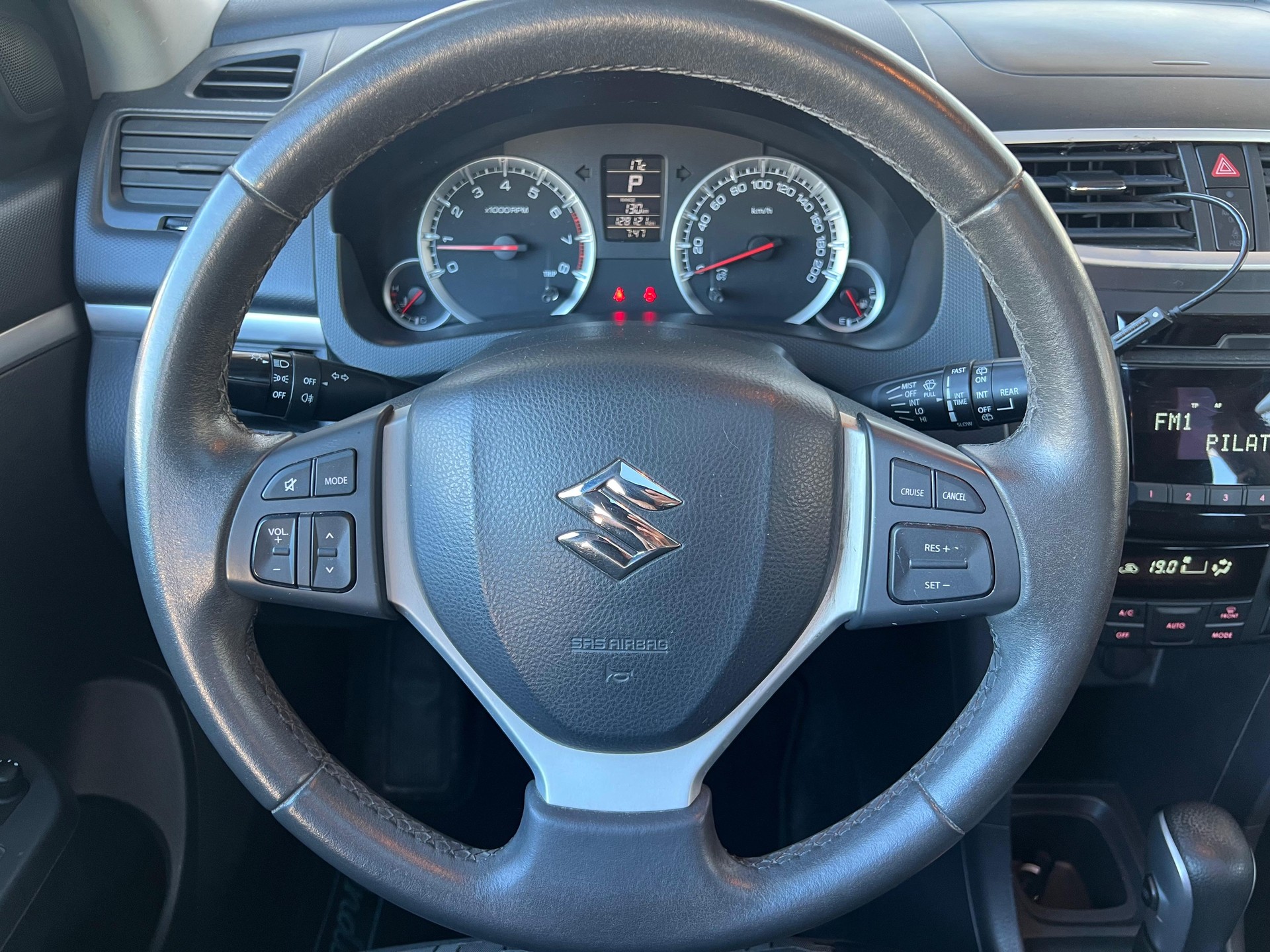SUZUKI Swift 1.2 GL Indigo-image-15