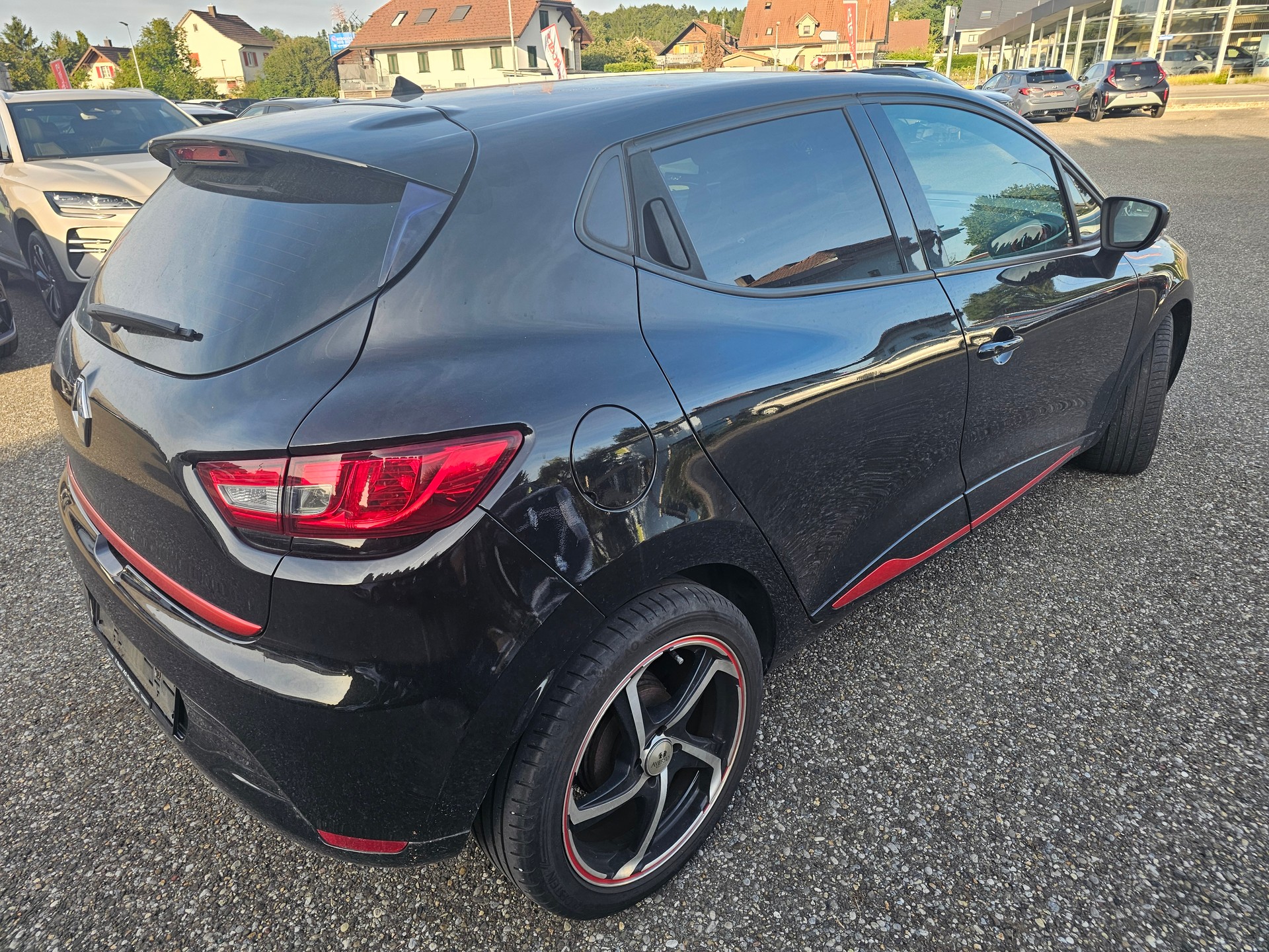 RENAULT Clio 1.5 dCi Authentique-image-2