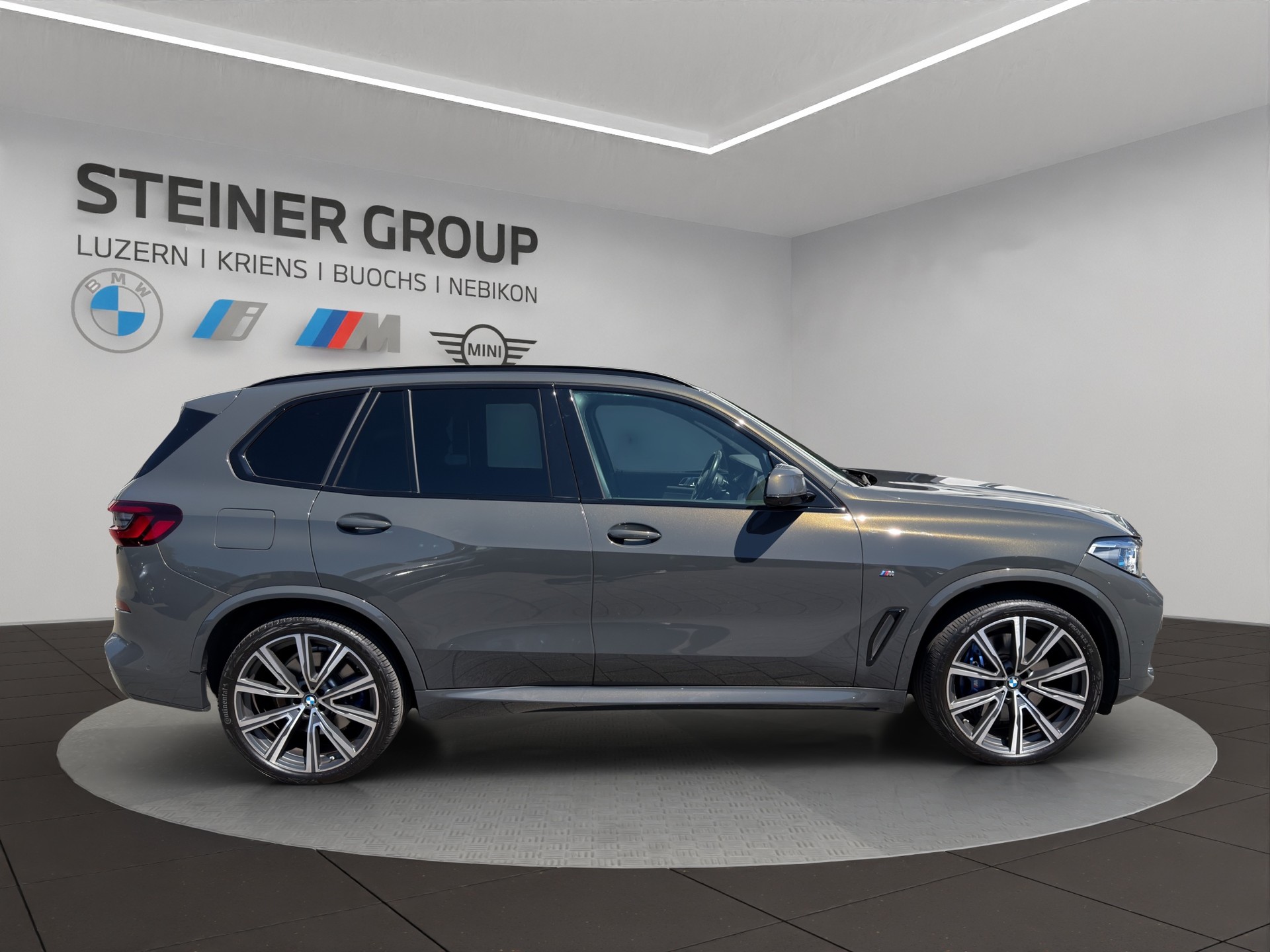 BMW X5 xDrive 48V 40d M Sport Steptronic-image-3