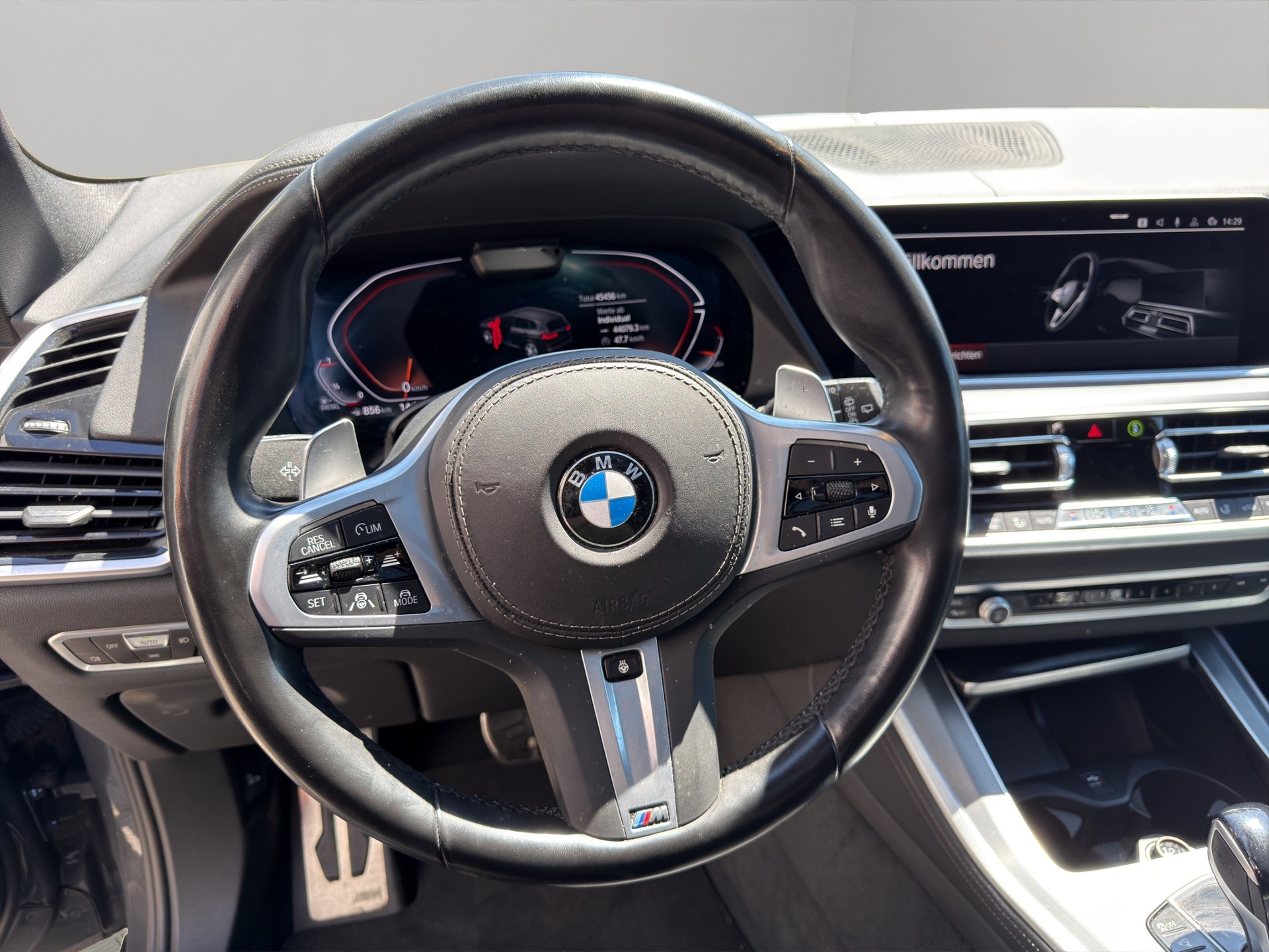 BMW X5 xDrive 48V 40d M Sport Steptronic-image-11