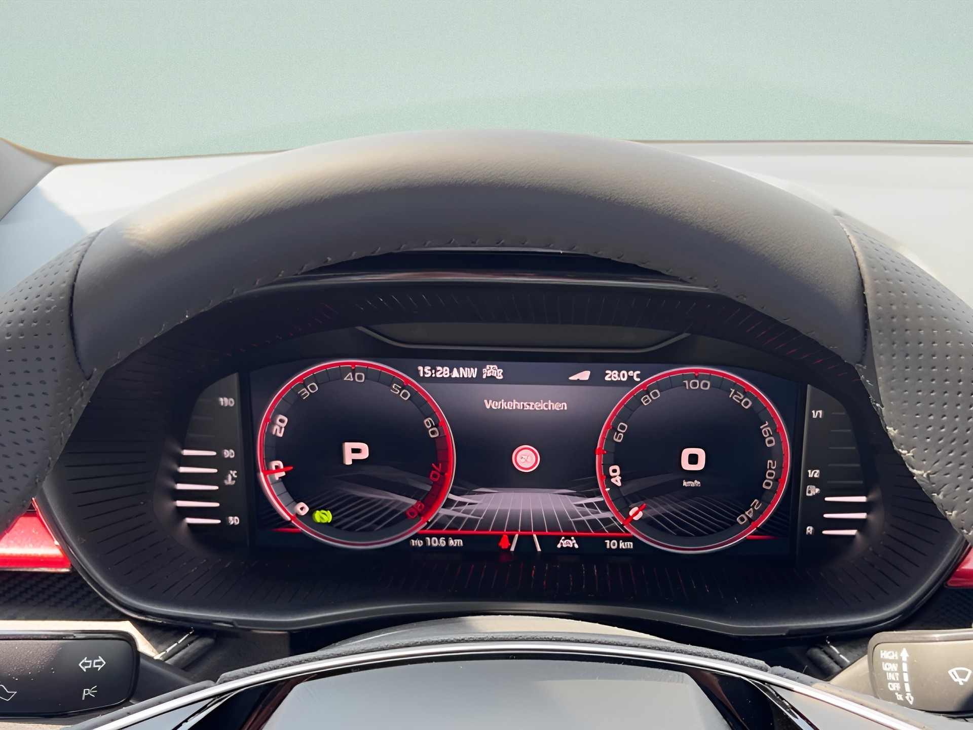 SKODA Fabia 1.0 TSI Monte Carlo DSG-image-11