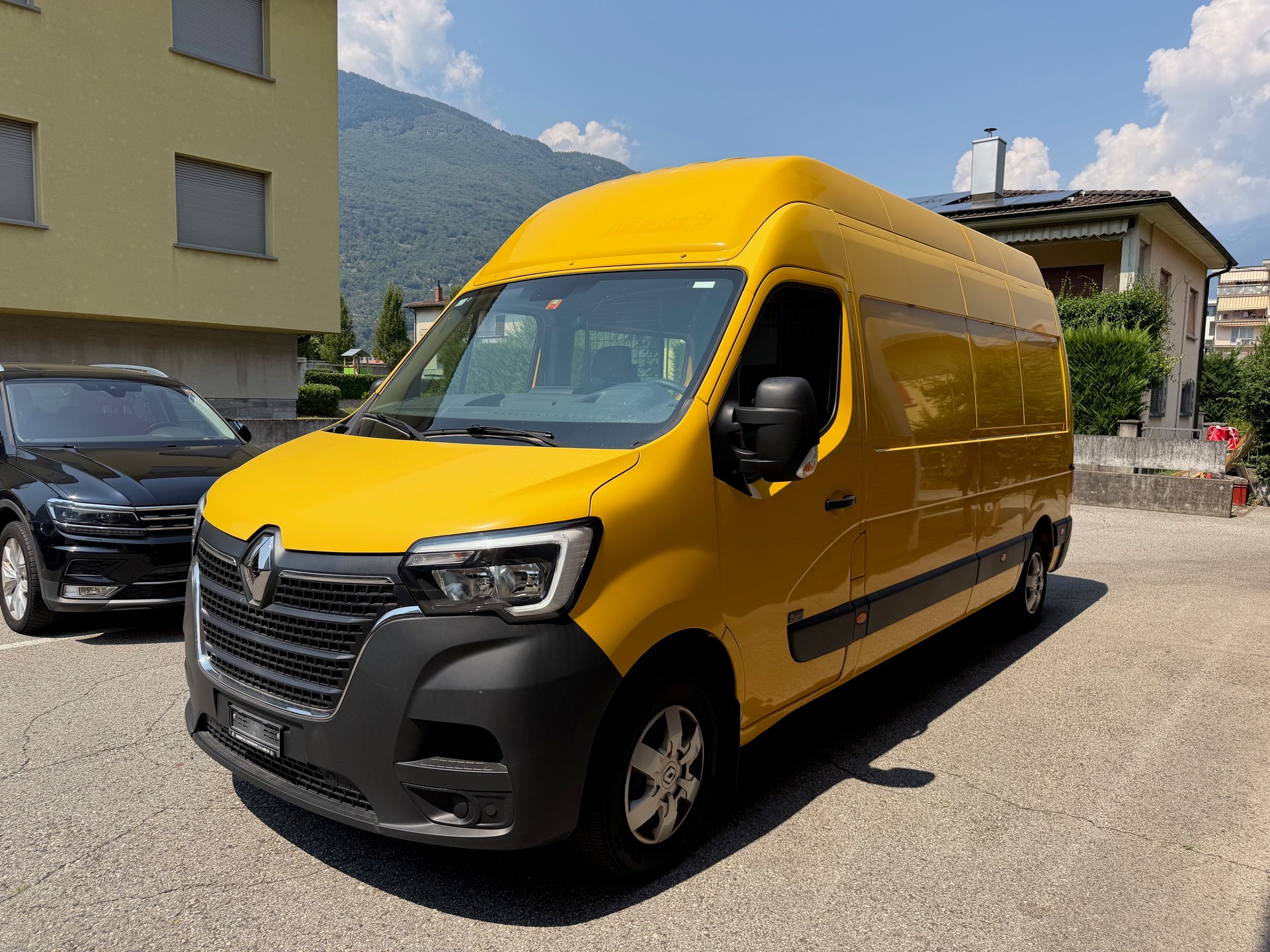 RENAULT Master T35 2.3dCi 135 L3H3-image-0