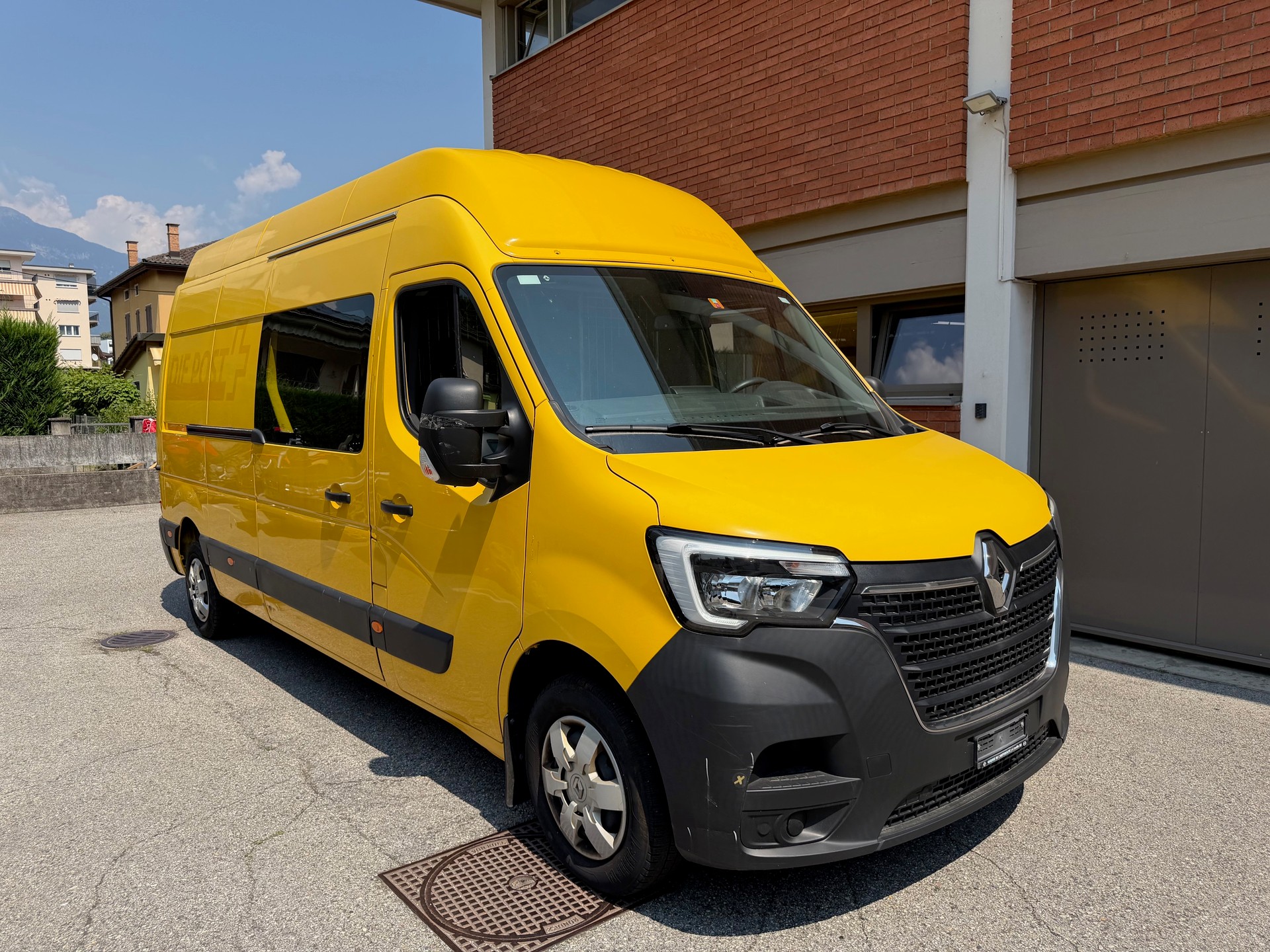 RENAULT Master T35 2.3dCi 135 L3H3-image-3