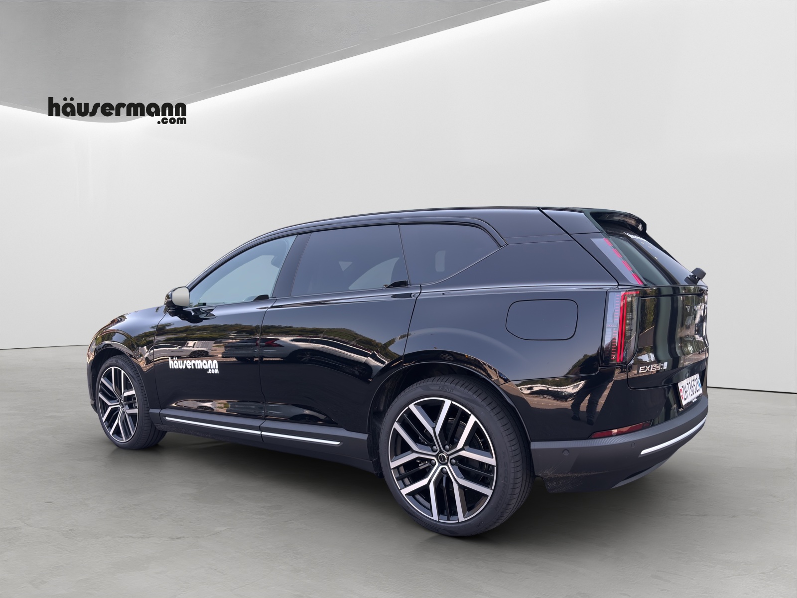 VOLVO EX60 Twin Ultra AWD-showroom-element-2