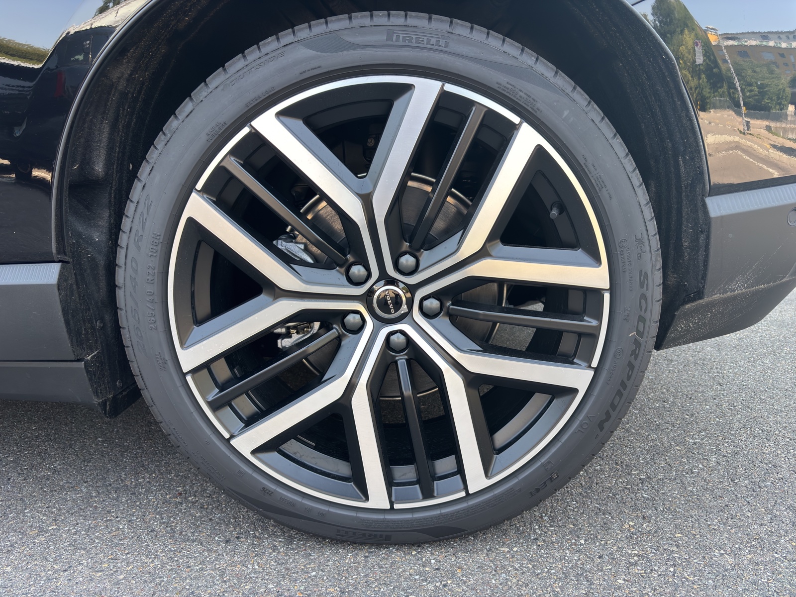 VOLVO EX60 Twin Ultra AWD-image-15