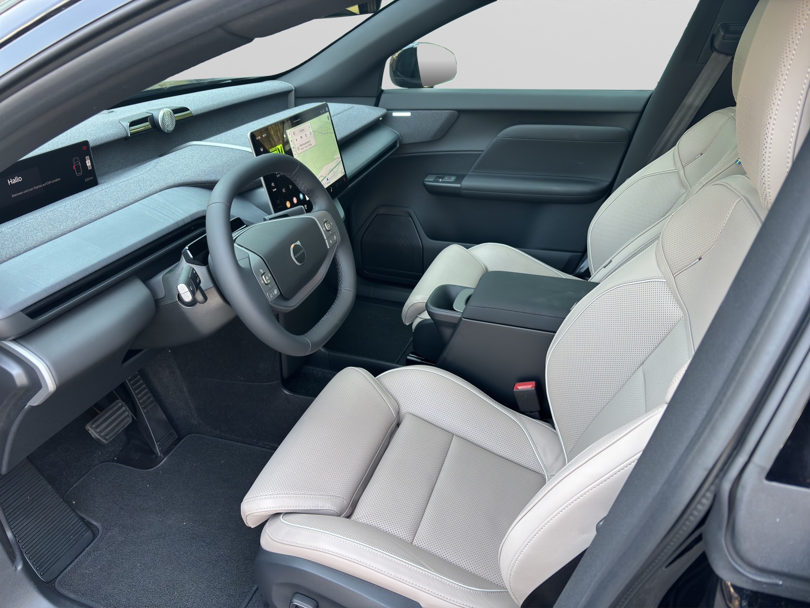 VOLVO EX60 Twin Ultra AWD-showroom-element-3