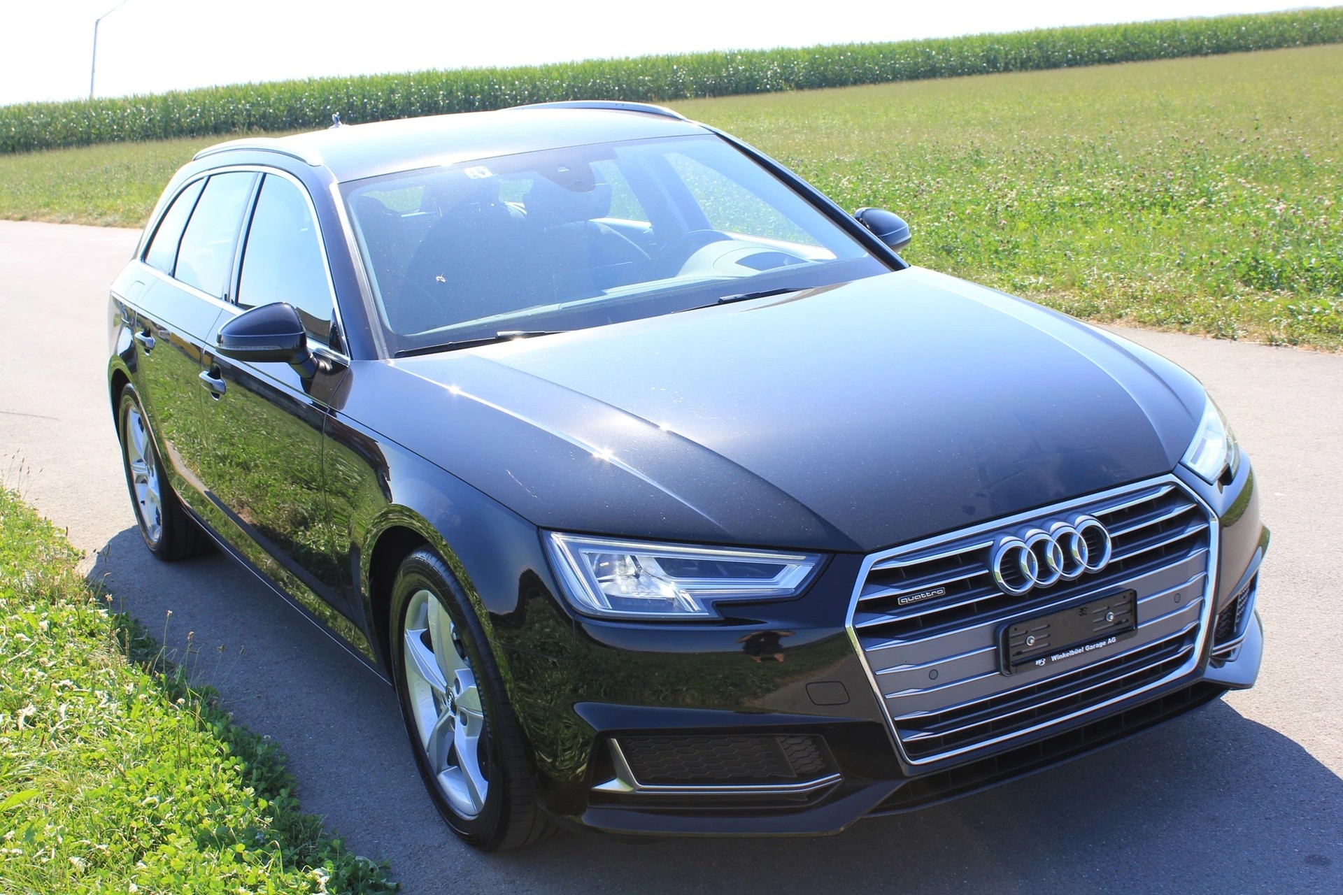 AUDI A4 Avant 40 TDI Sport quattro S-tronic-image-1